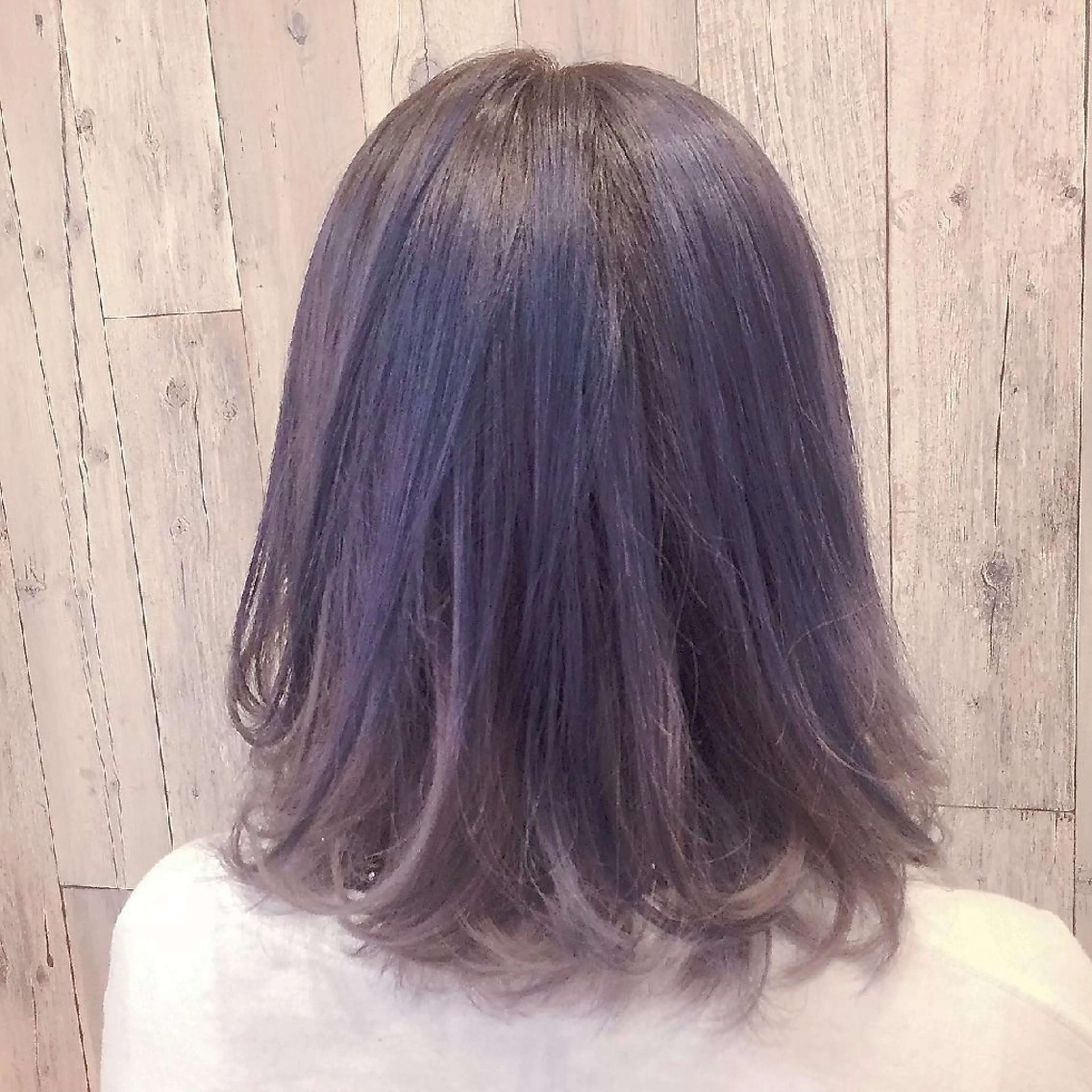 ミディアム カラー ブルーカラー ネイビーカラー シルバー ホワイトシルバー Lilith所属・デザインカラー 髪質改善Lilithのその他イメージ