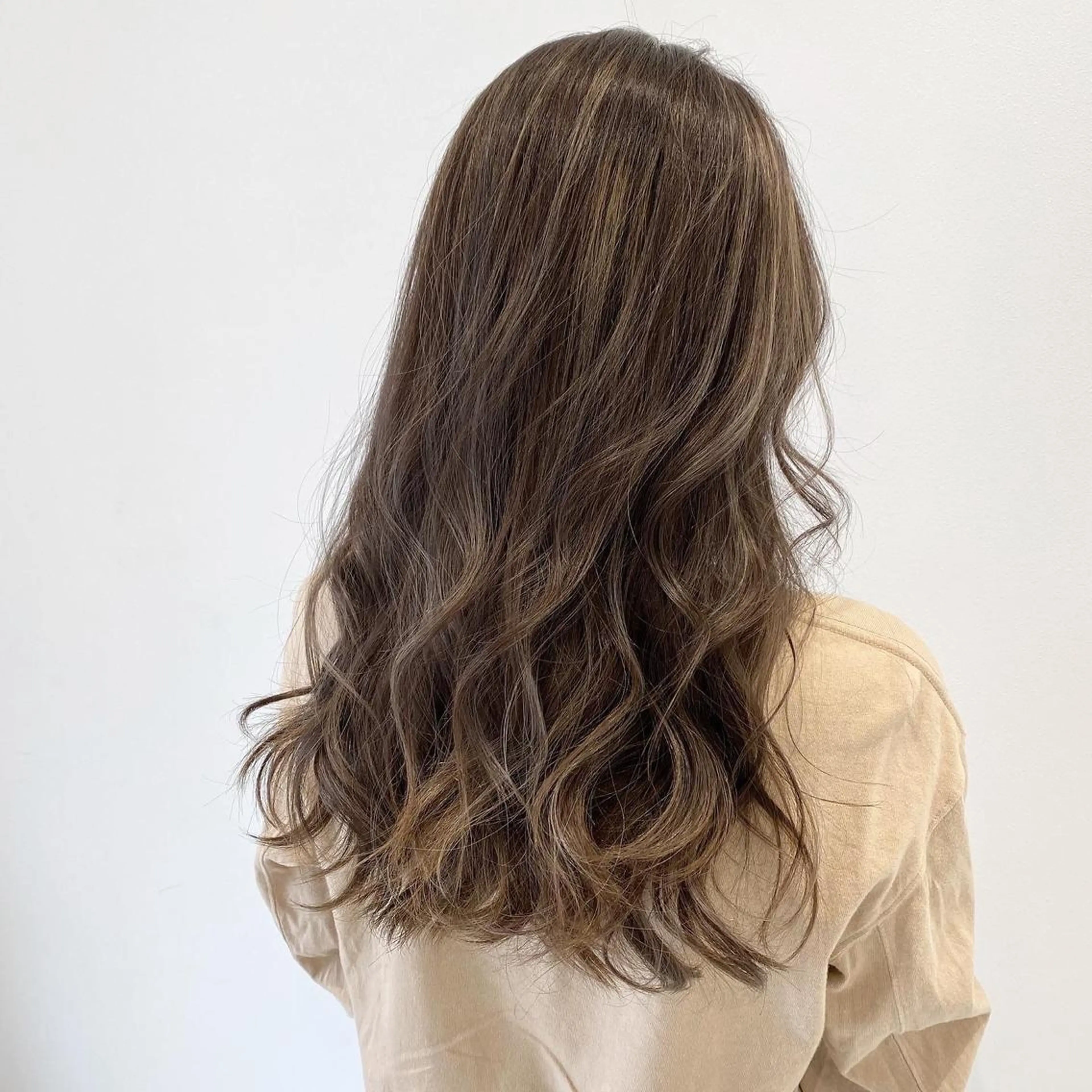 ロング カラー ハイライトカラー ハイライト 山本　尚輝 🐶ハイライト🐶のヘアスタイル
