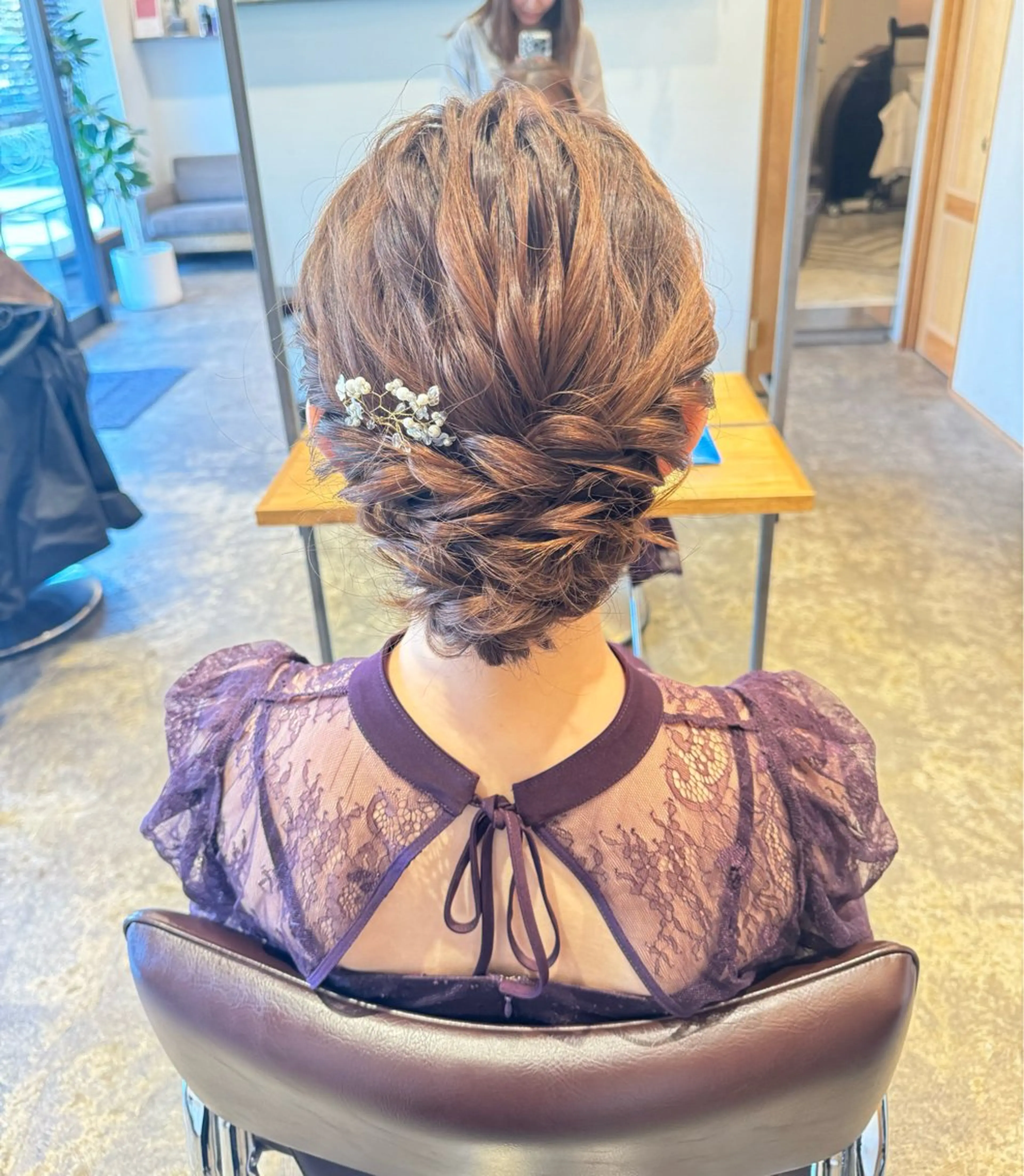 セミロング カラー ヘアアレンジ ヘアセット RINA 🦋🫧のヘアスタイル