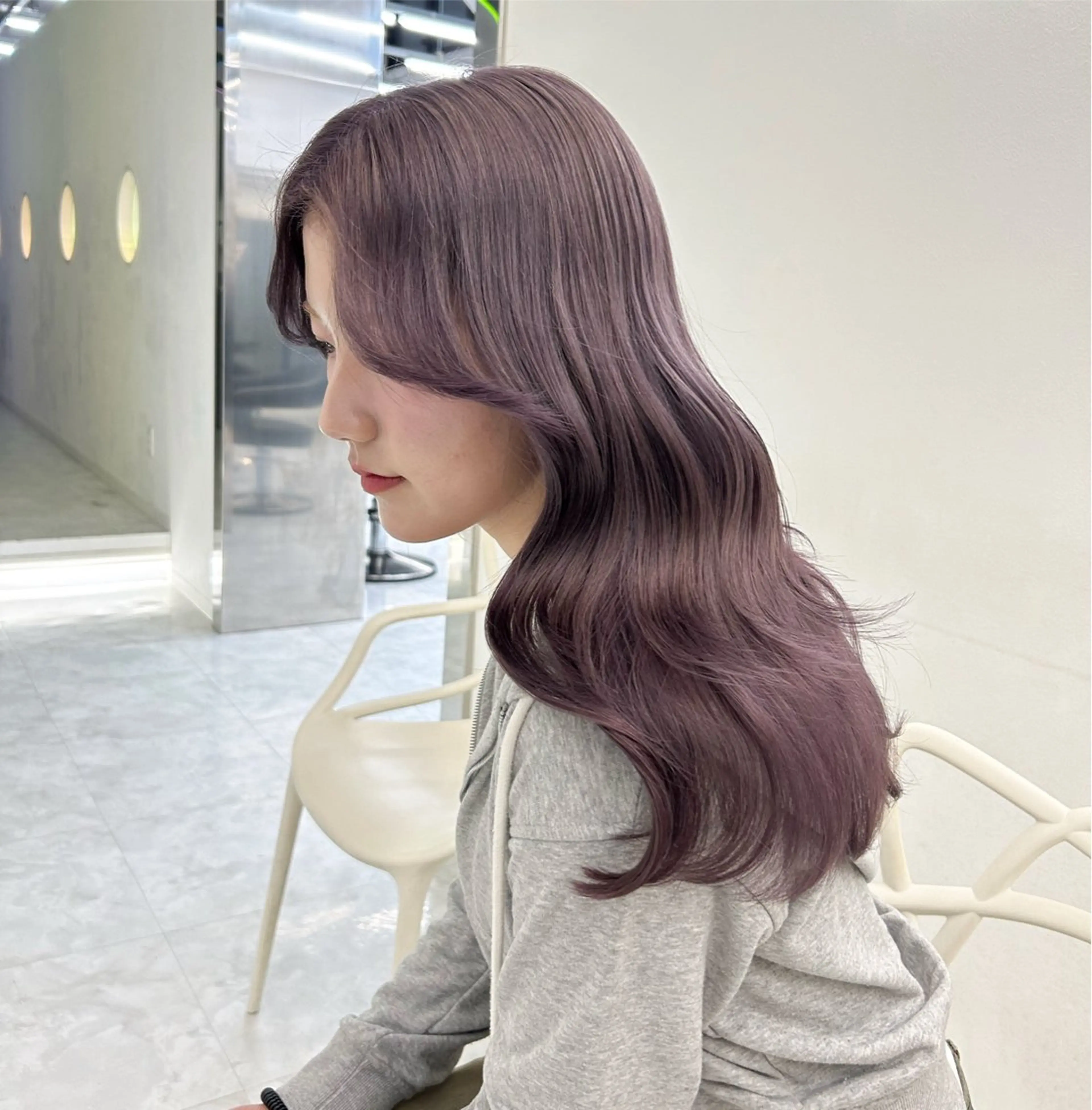ロング ヘアカラー トリートメント 淡色ラベンダー♡ ニーナ🎀🦙のヘアスタイル