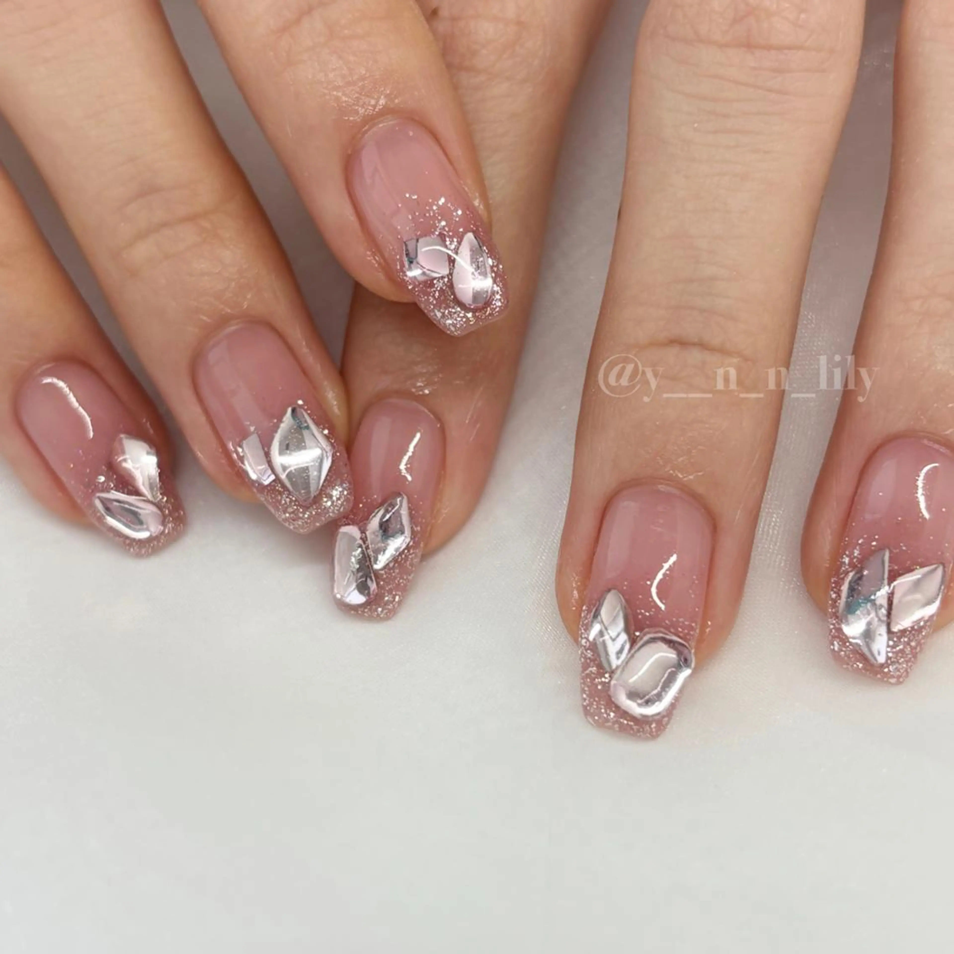 ネイル 新宿代々木/ちゅるん キレイめ/miriのネイルデザイン