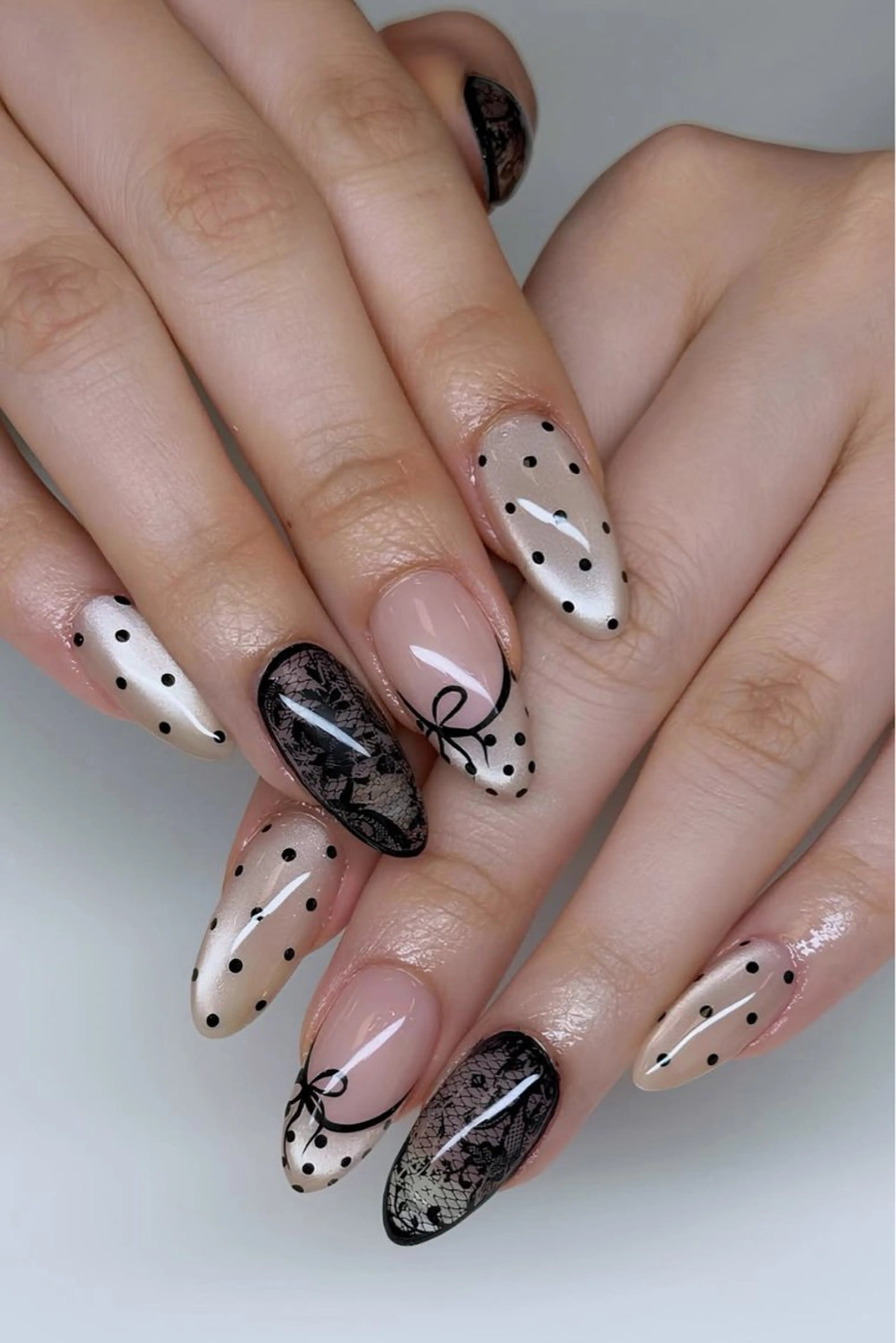 ネイル フレンチネイル キラキラネイル 韓国ネイル シンプルネイル ワンホンネイル ハンドネイル MEI Nailのネイルデザイン