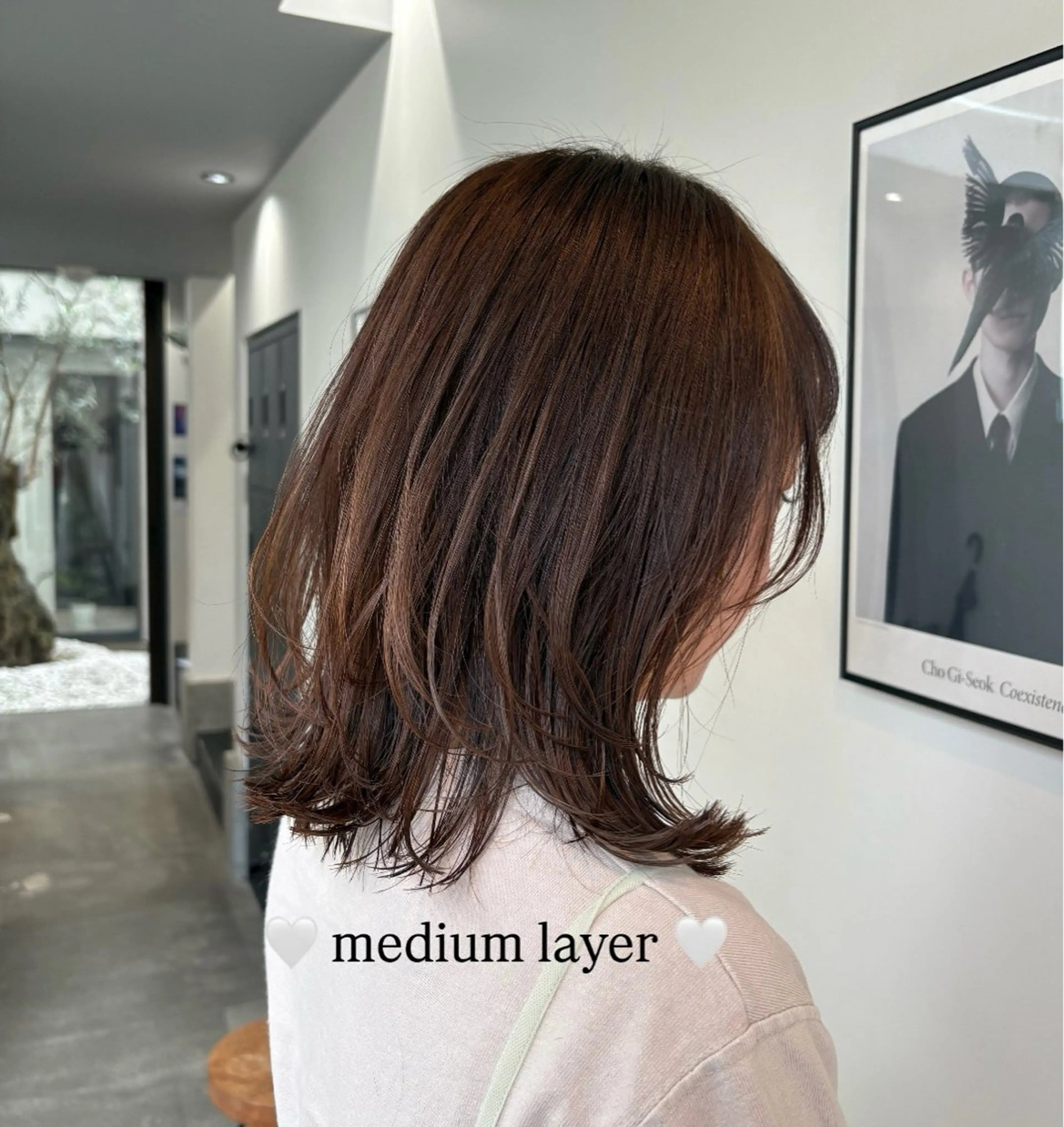 ミディアム レイヤーカット 小顔カット Ryo リョウのヘアスタイル