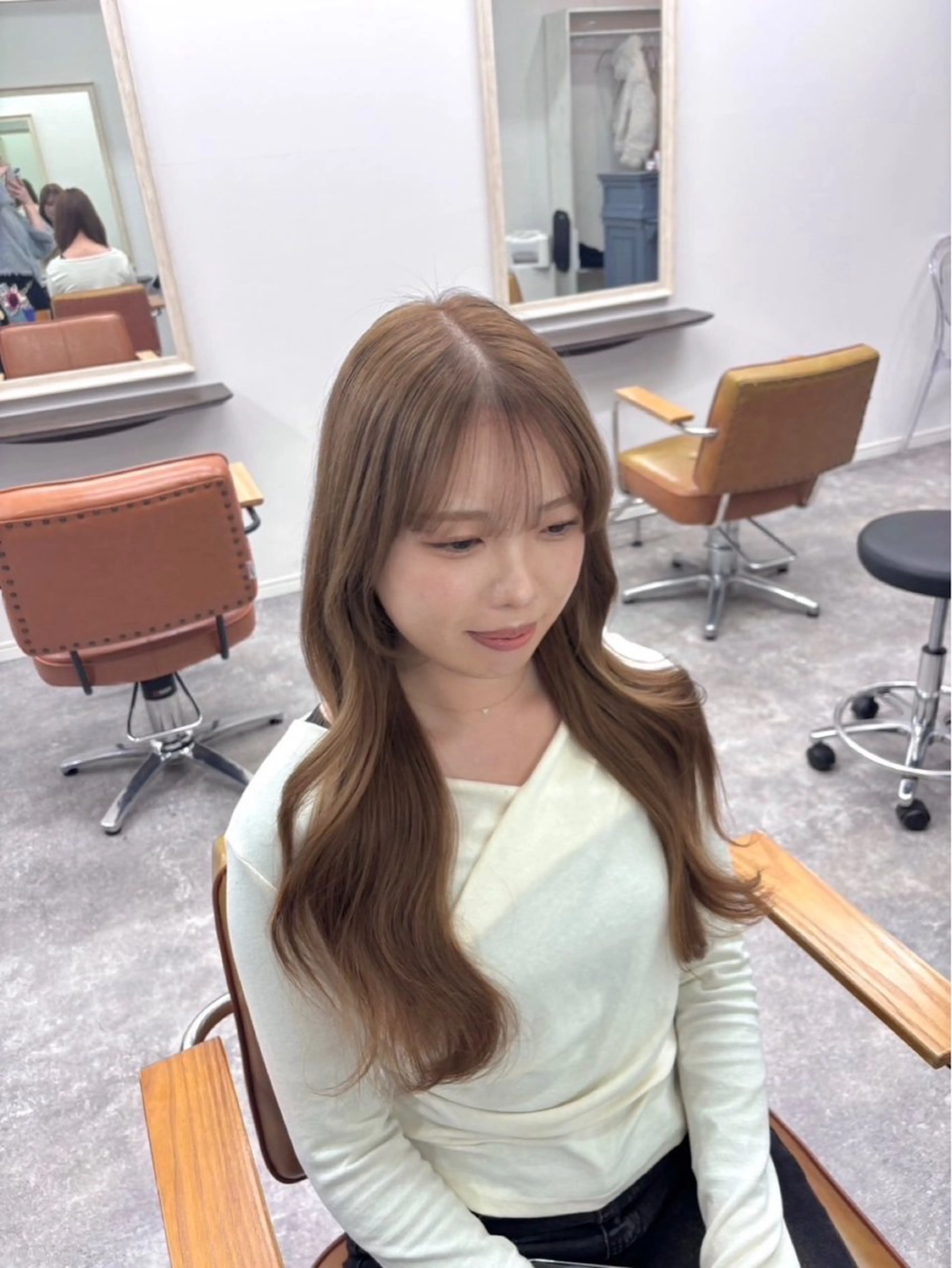 ロング カット ヘアカラー トリートメント IO所属・楢本 莉子のヘアスタイル