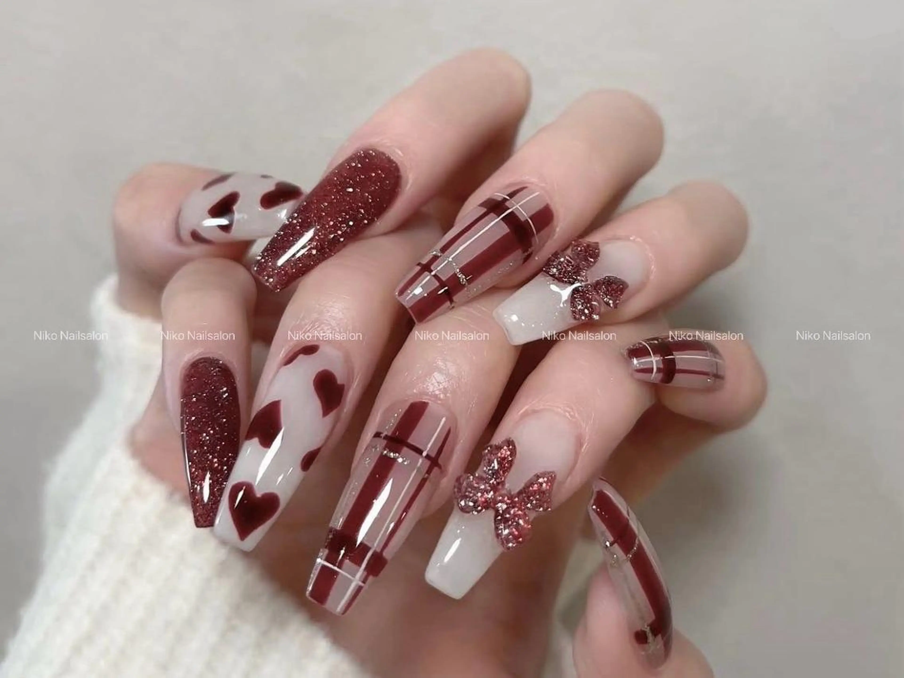 ネイル 長さ出し フットネイル フレンチネイル ジェルネイル ガラスフレンチ Nikoネイルサロン 本八幡店のネイルデザイン