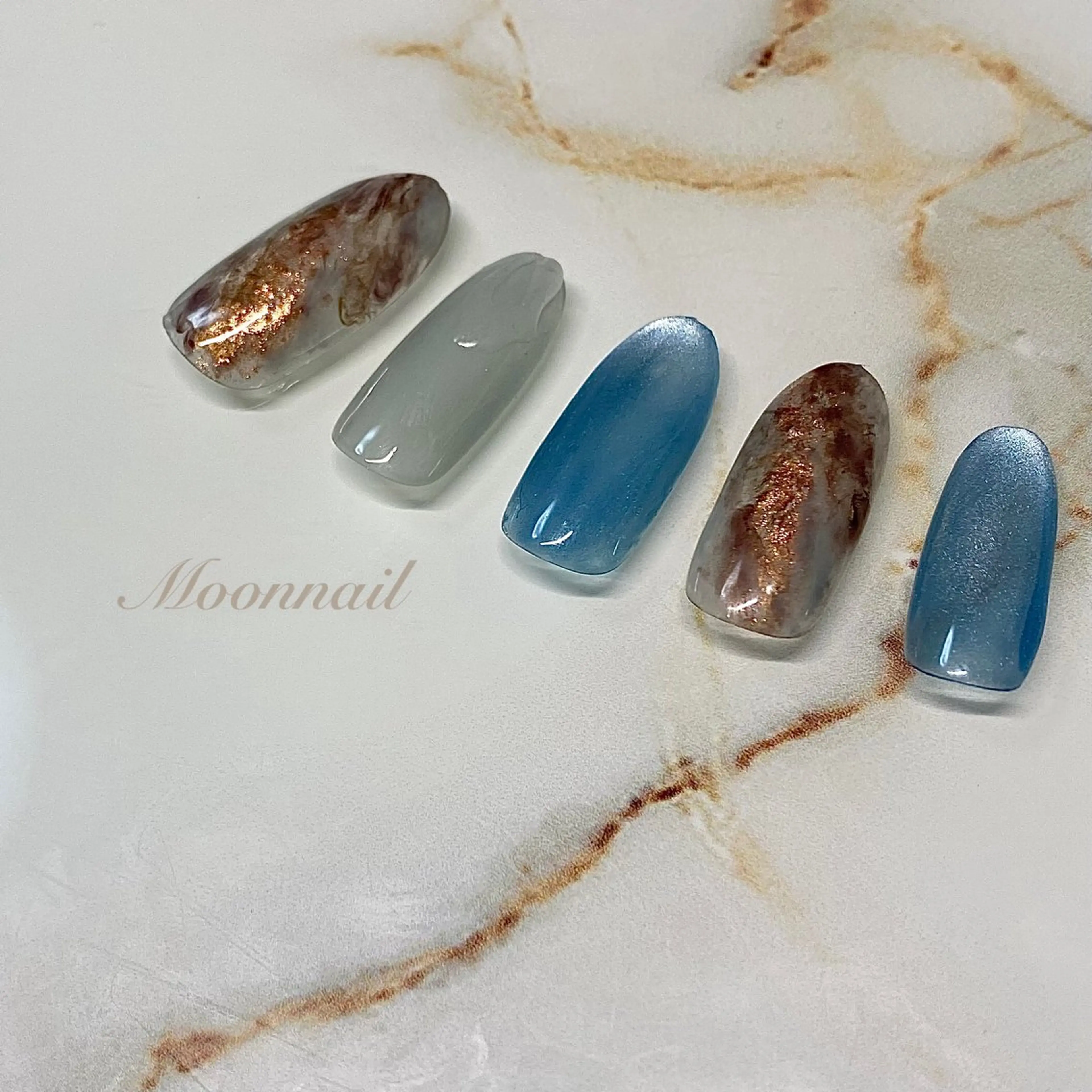 ネイル Moonnail Moekaのネイルデザイン