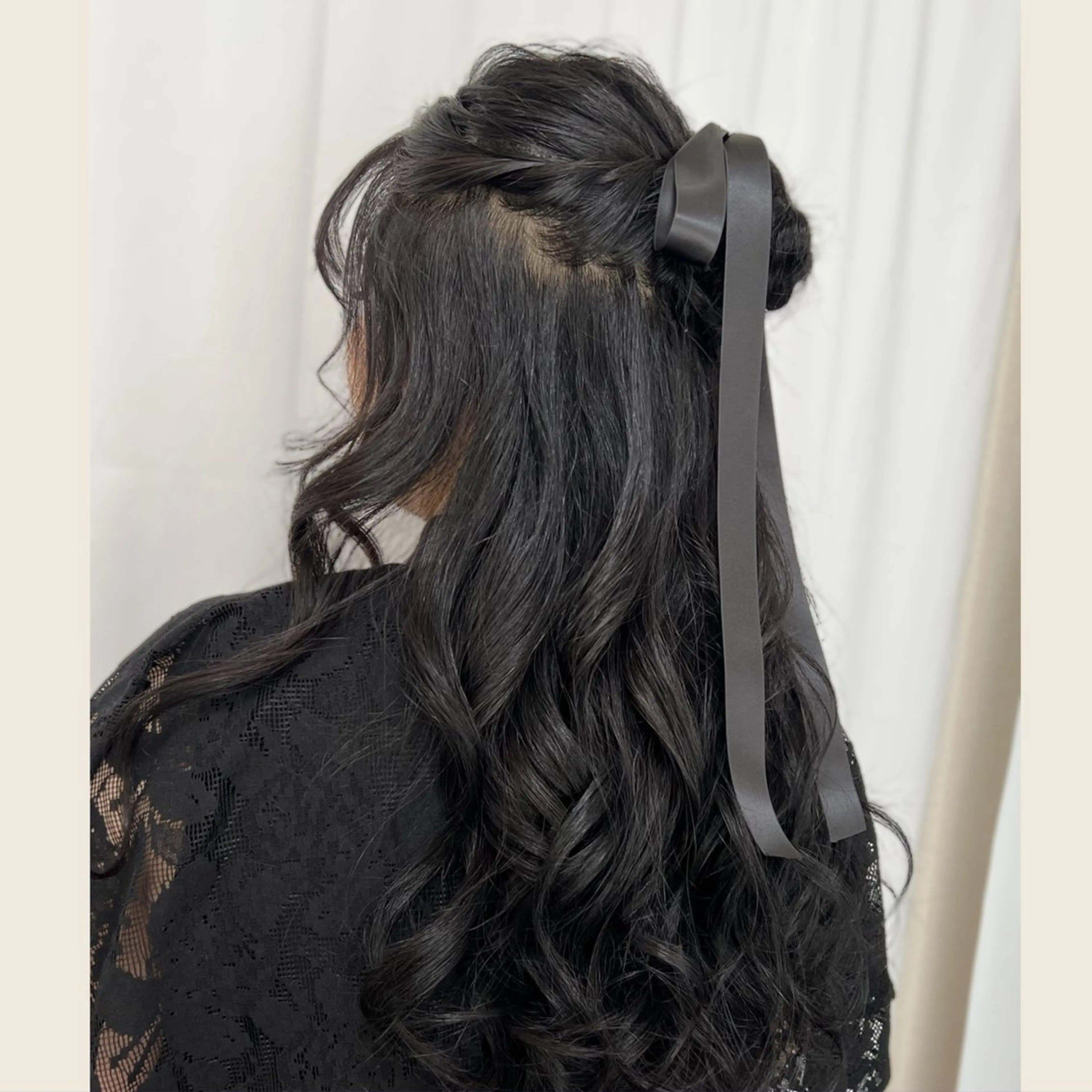 ヘアアレンジ ハーフアップ お団子ヘア ヘアセット リクエスト受付中🪞 CHATEAUのヘアスタイル