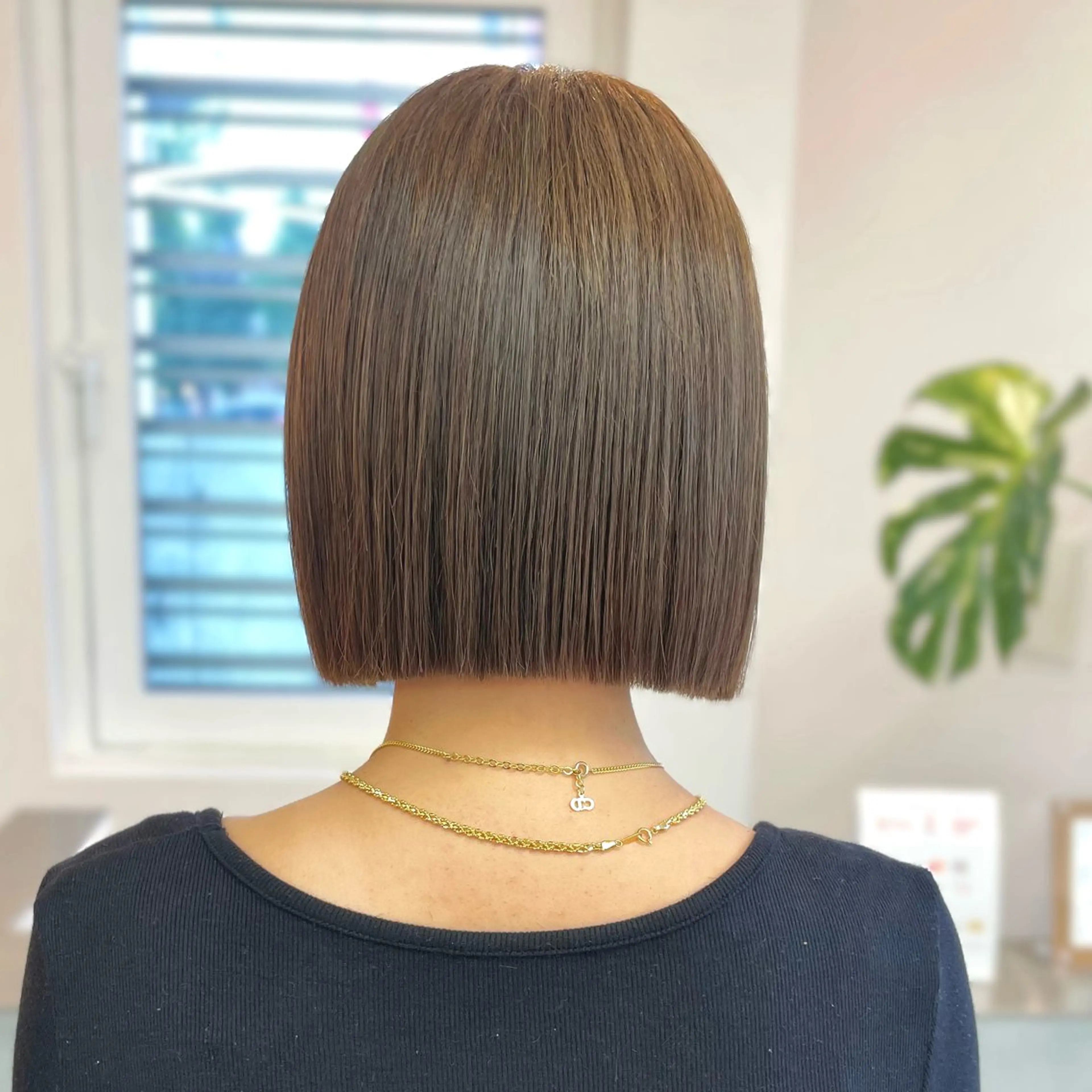 ショート Misaki /ボブ/縮毛矯正のヘアスタイル