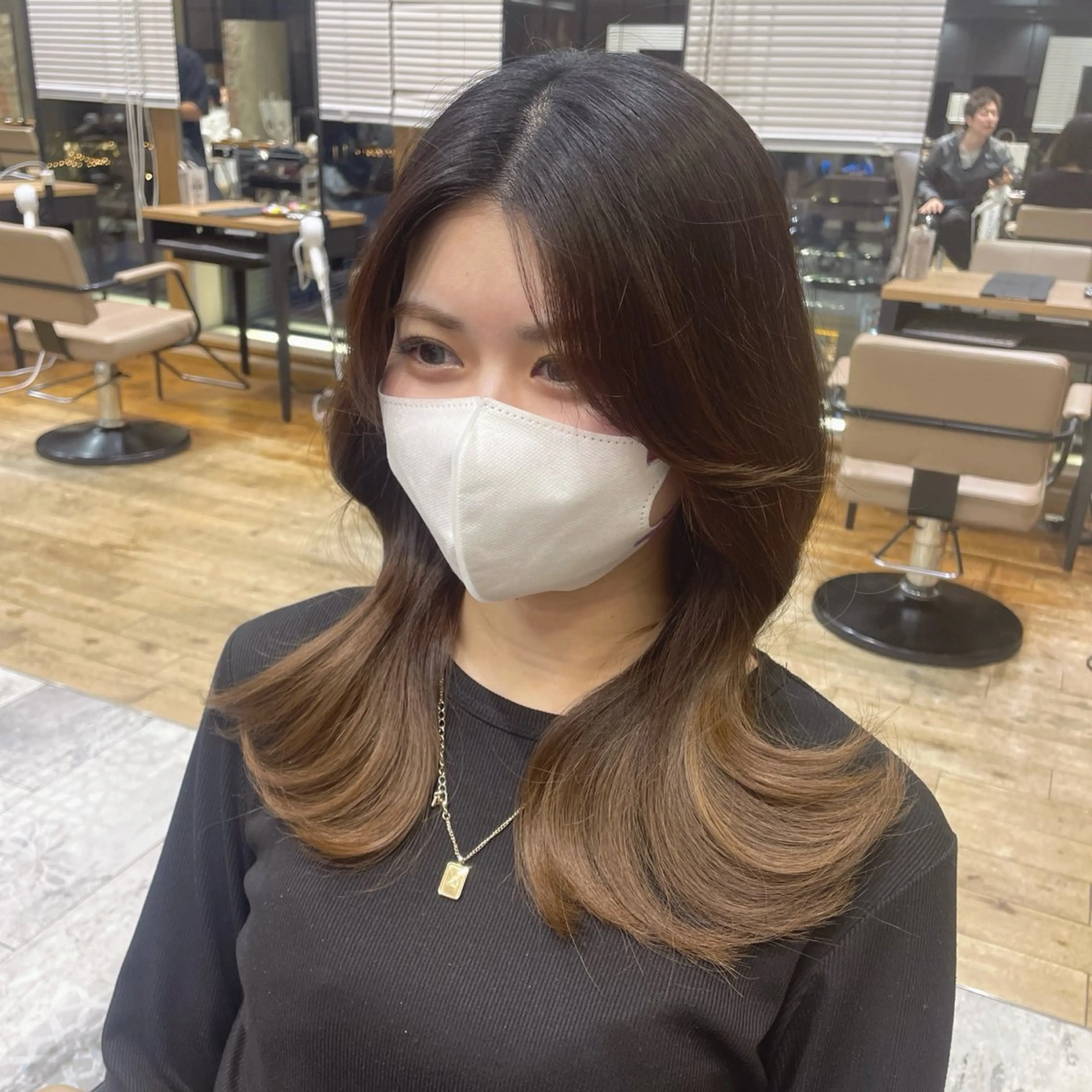 ミディアム くびれヘア カット トリートメント 大木 唯月のヘアスタイル