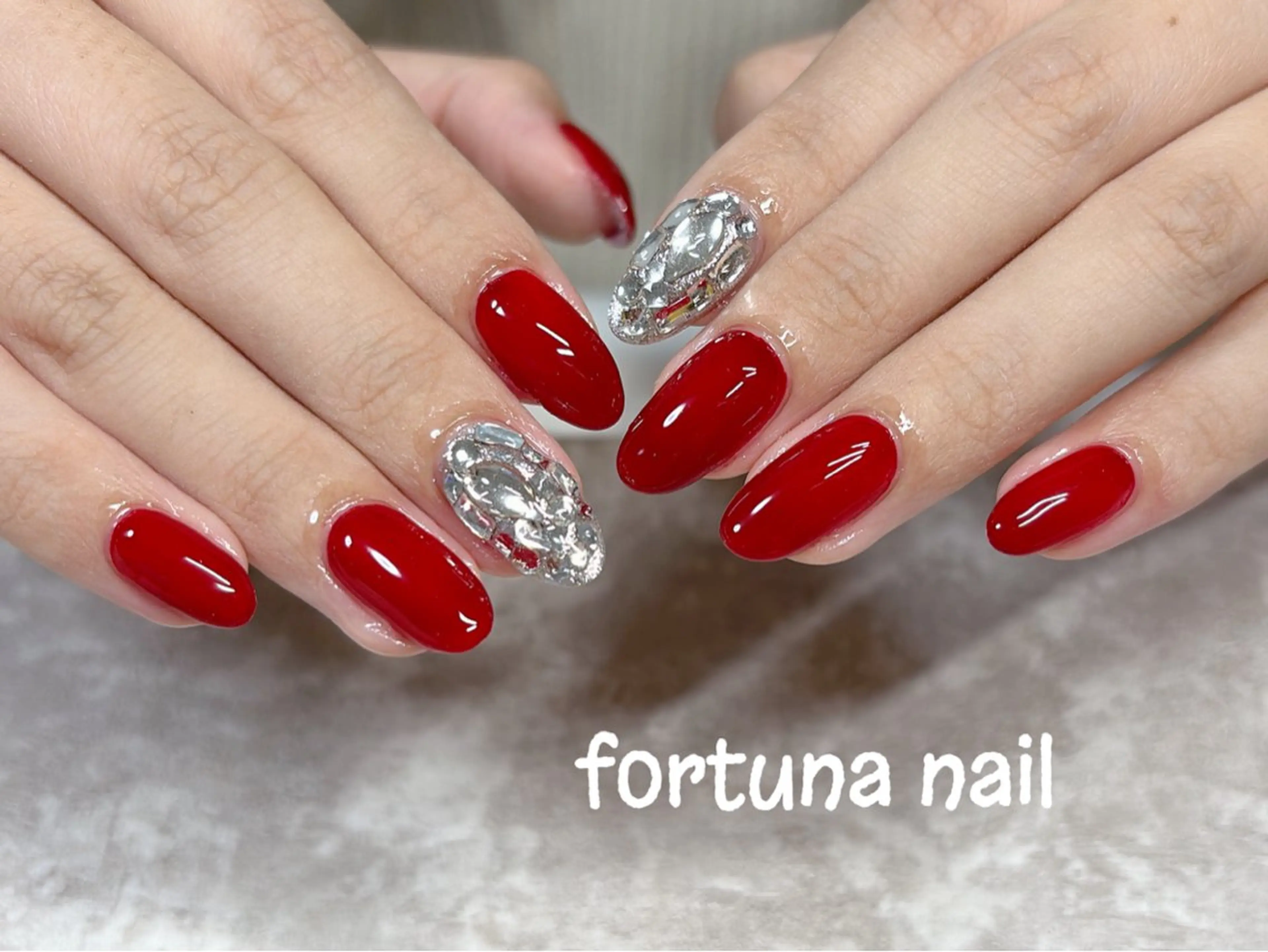 ネイル ハンドネイル ハンドケア Nail •Head スパFortunaのネイルデザイン