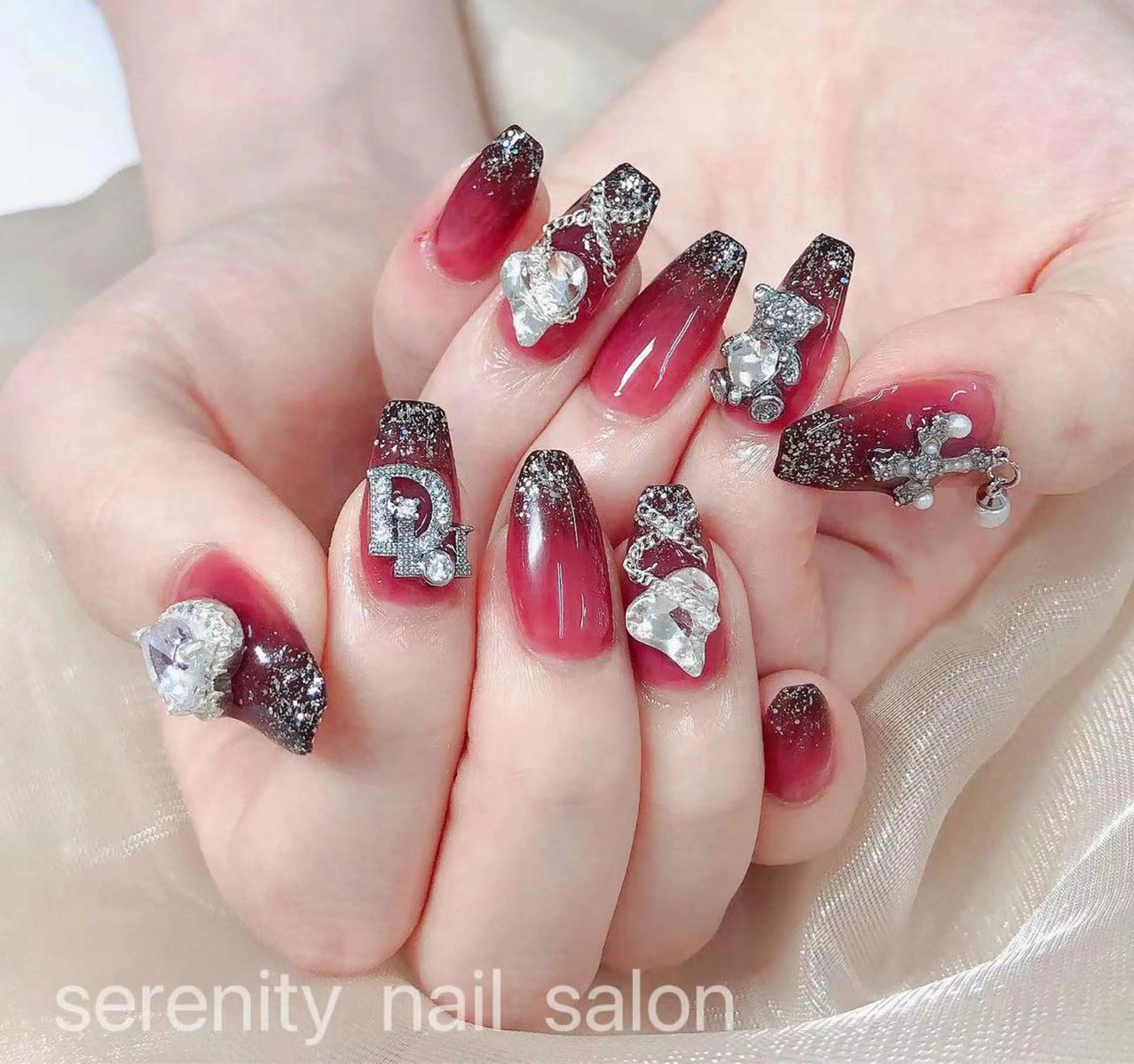 ネイル ハンドネイル ハンドケア ✨Serenity Nail salonのネイルデザイン