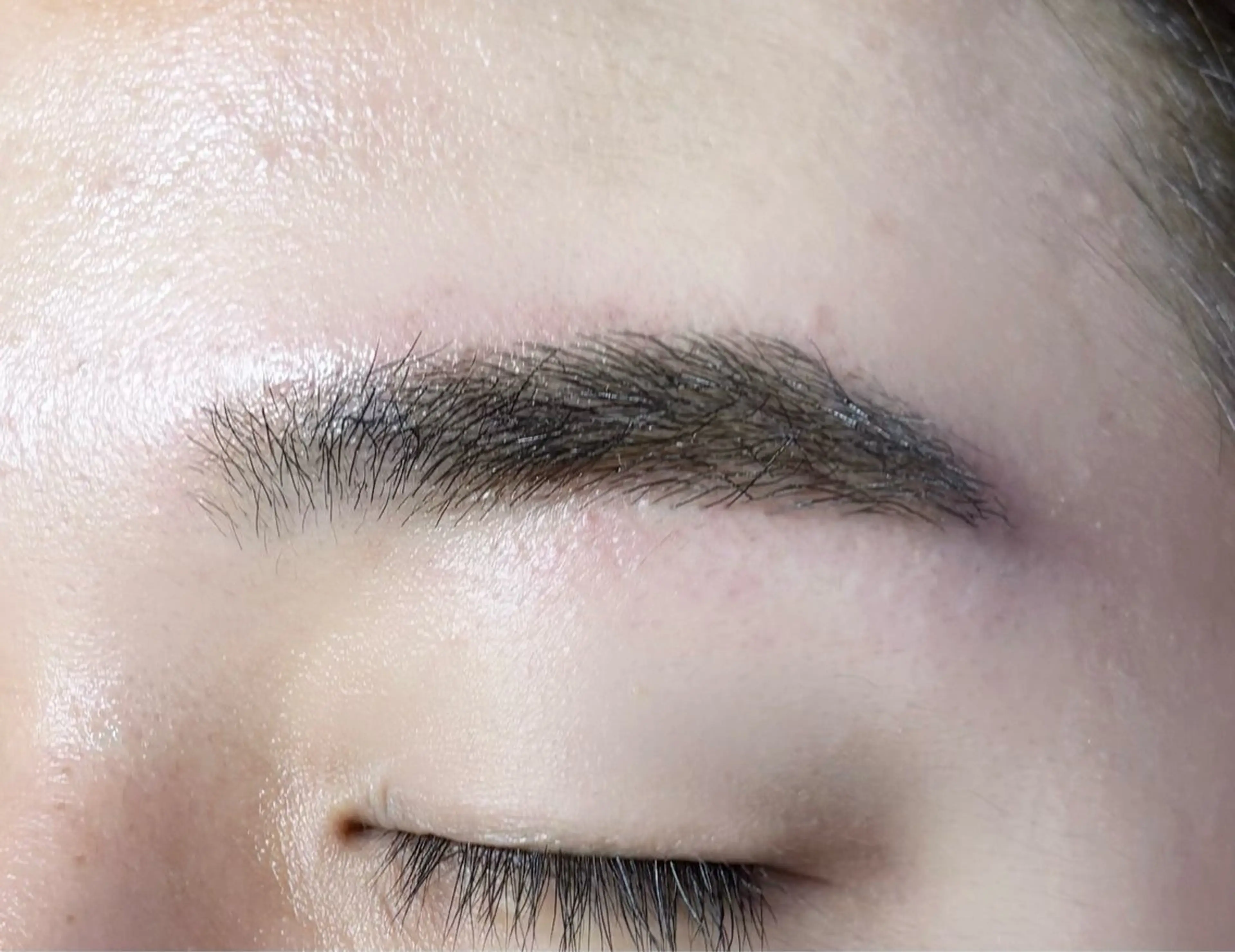 メンズ アイブロウ ワックス脱毛 眉カット LUNELLA☾ ໋ SANKAのマツエク・マツパデザイン