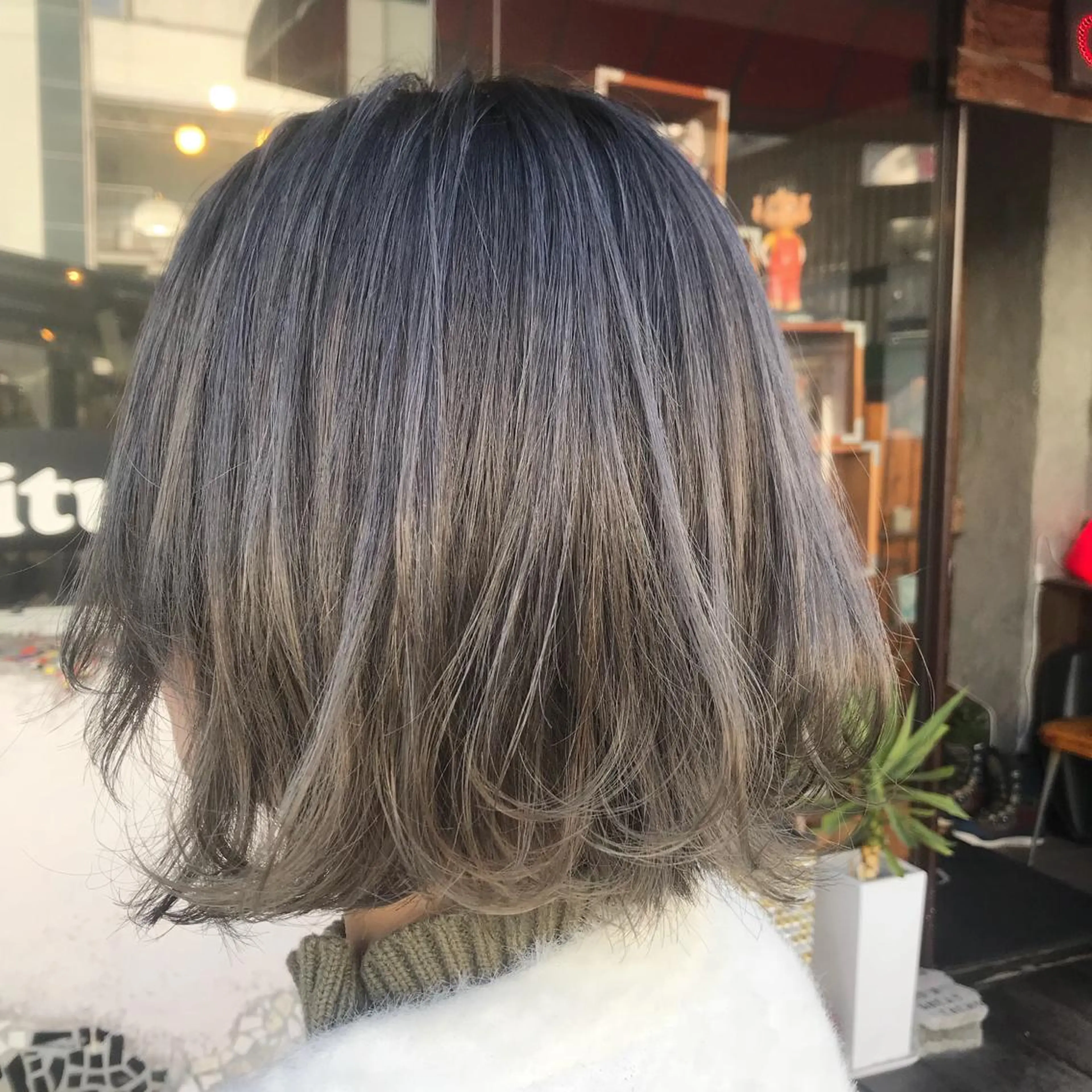 ミディアム カラー グラデーションカラー 玉木 育実のヘアスタイル