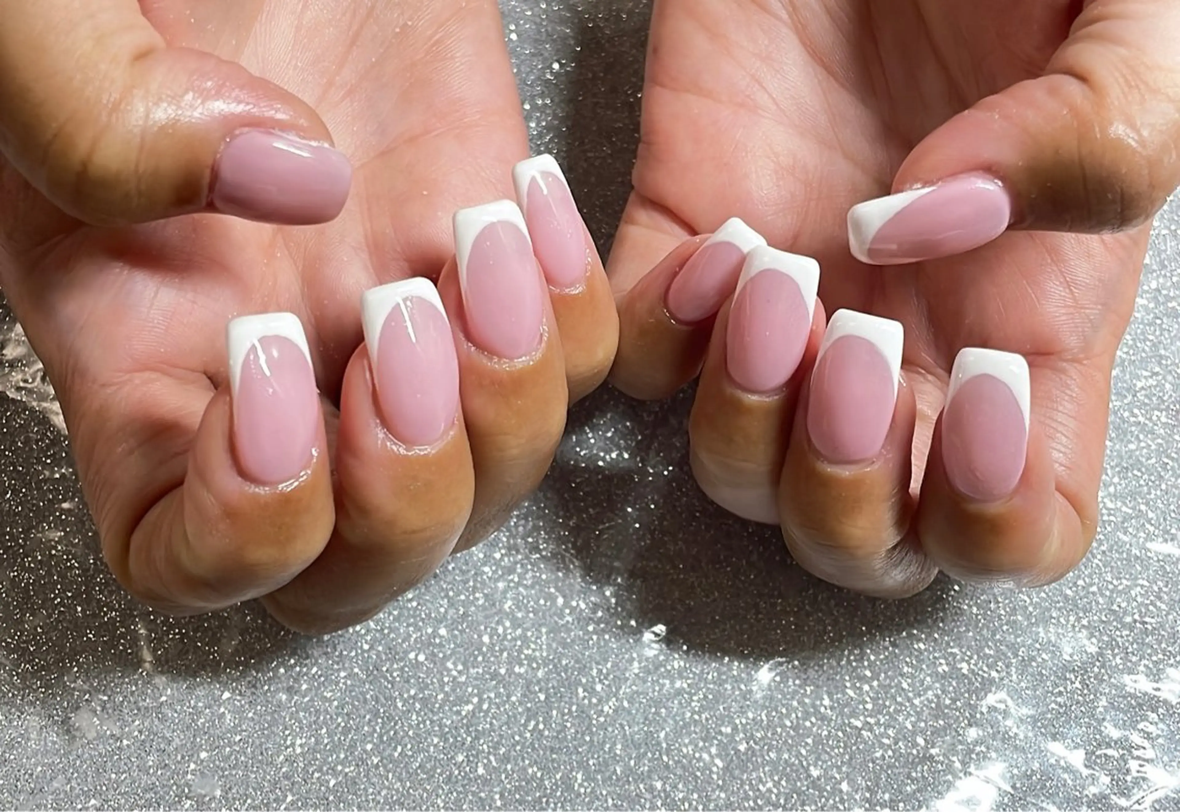 ネイル ハンドネイル VIERU 🌈🎀💖のネイルデザイン