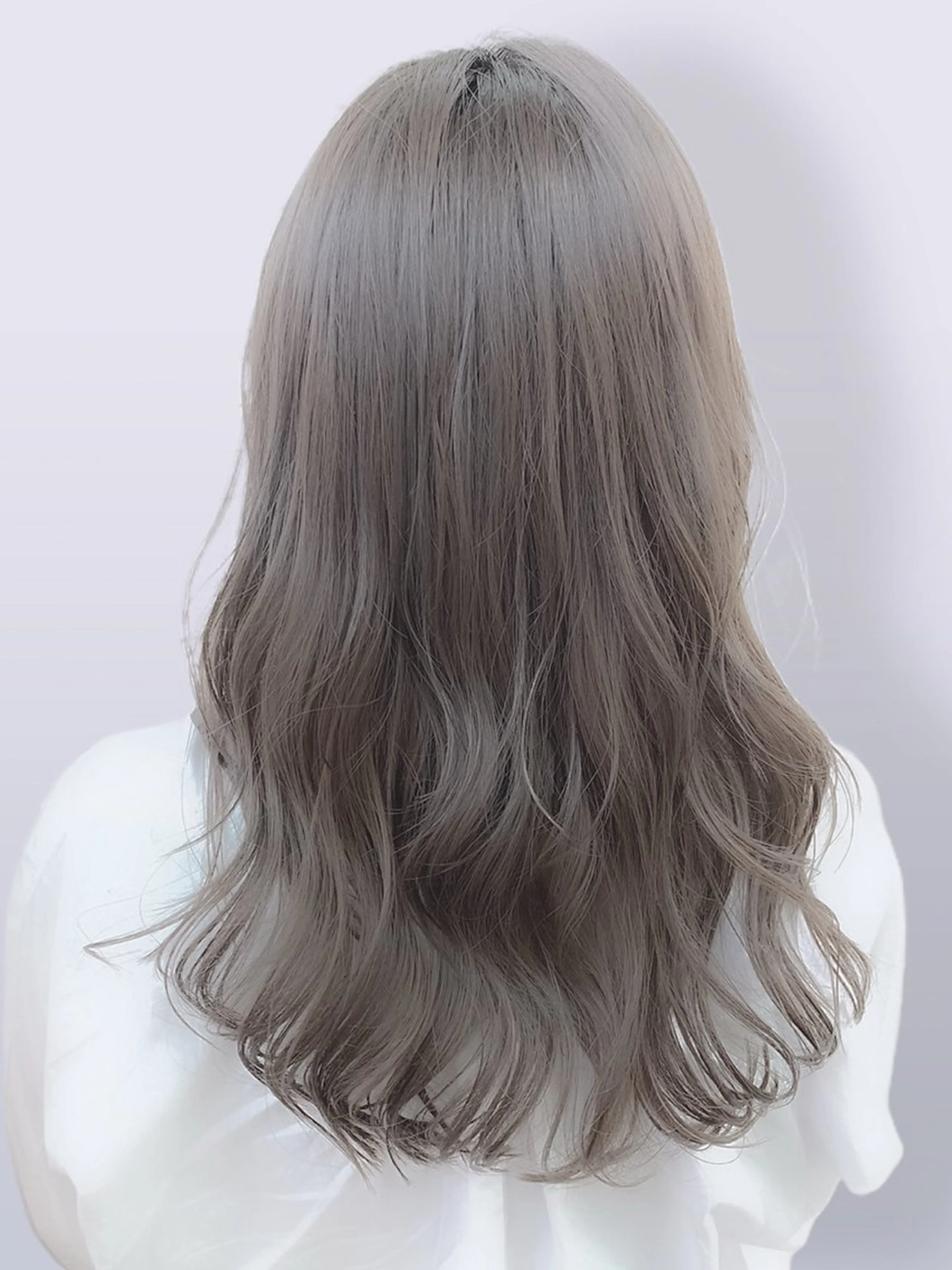 ロング カラー ベージュカラー ダブルカラー シルバー シルバーベージュ mod's hair 未来(みく)のヘアスタイル