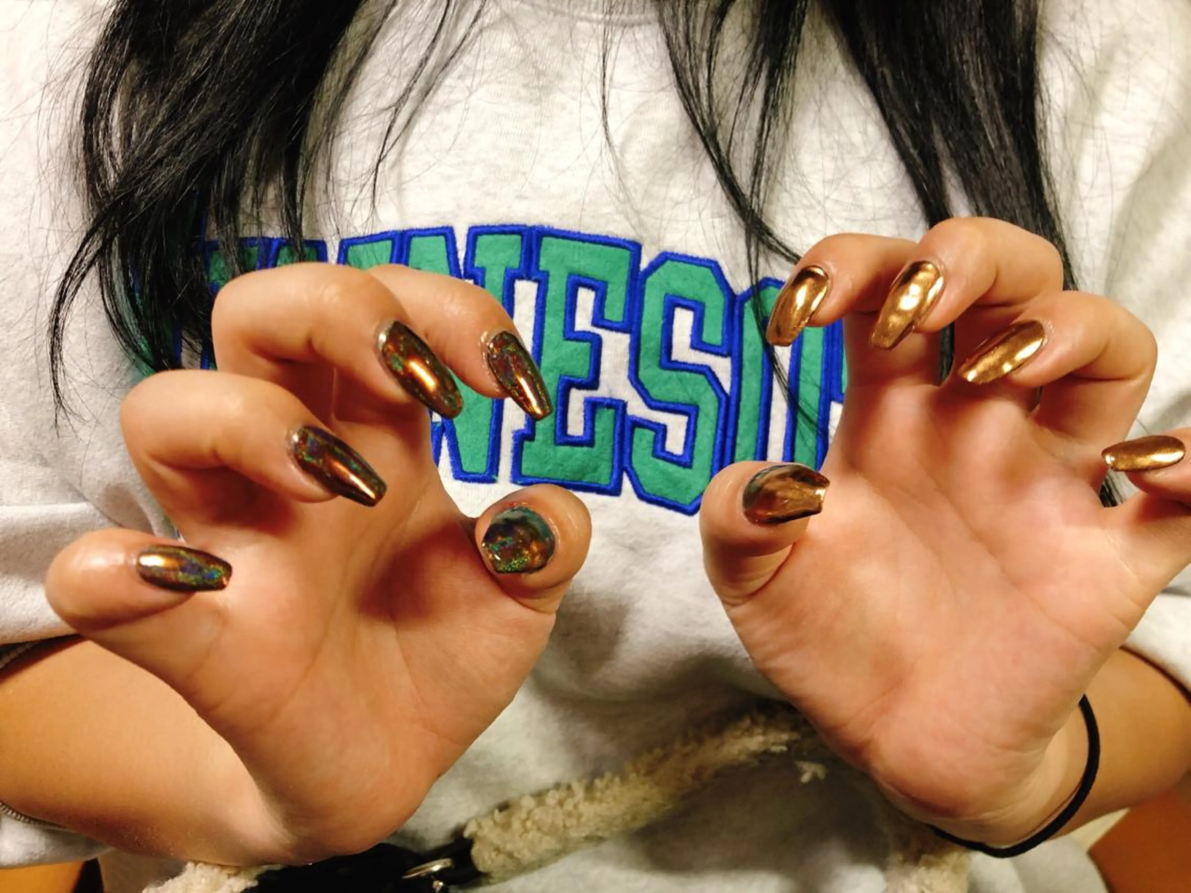 ネイル ミラーネイル ハンドネイル kiki nail &brow二子玉川の眉毛・アイブロウイメージ