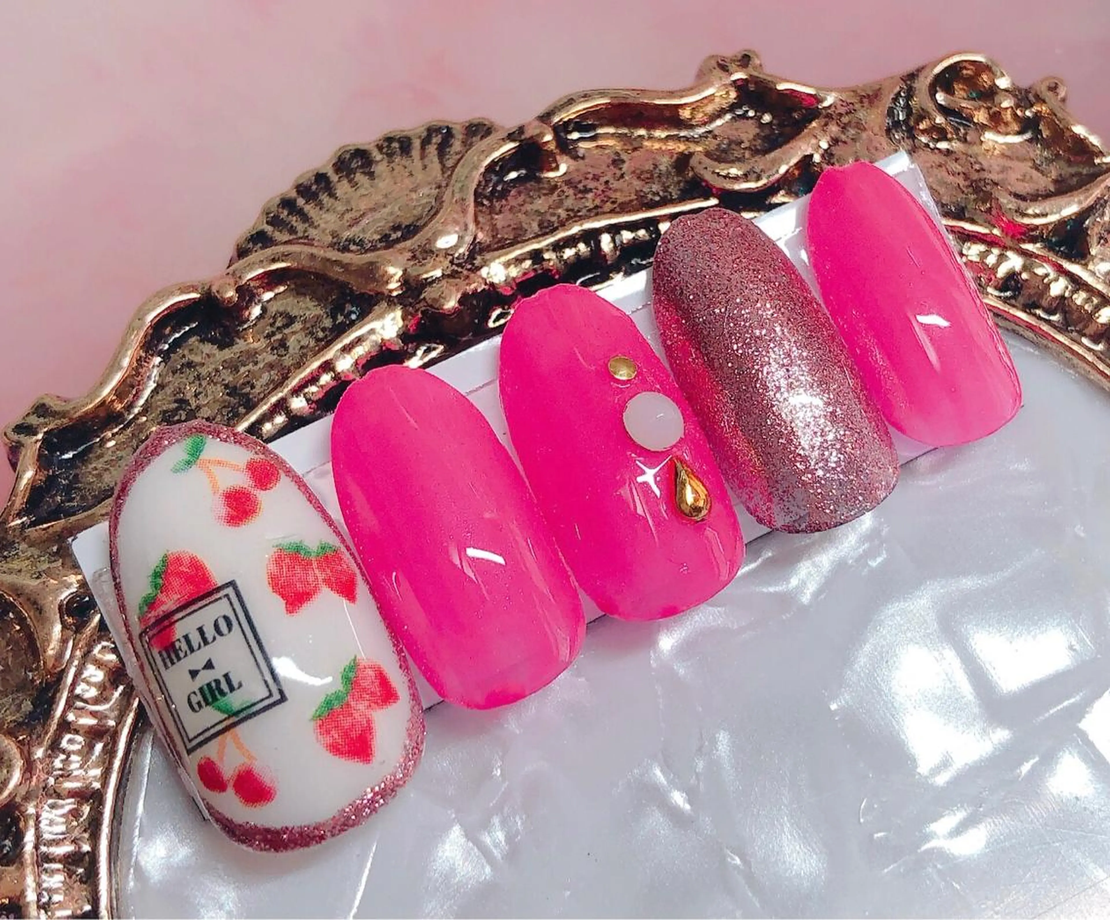 ネイル ハンドネイル CROWN プライベートサロンのネイルデザイン