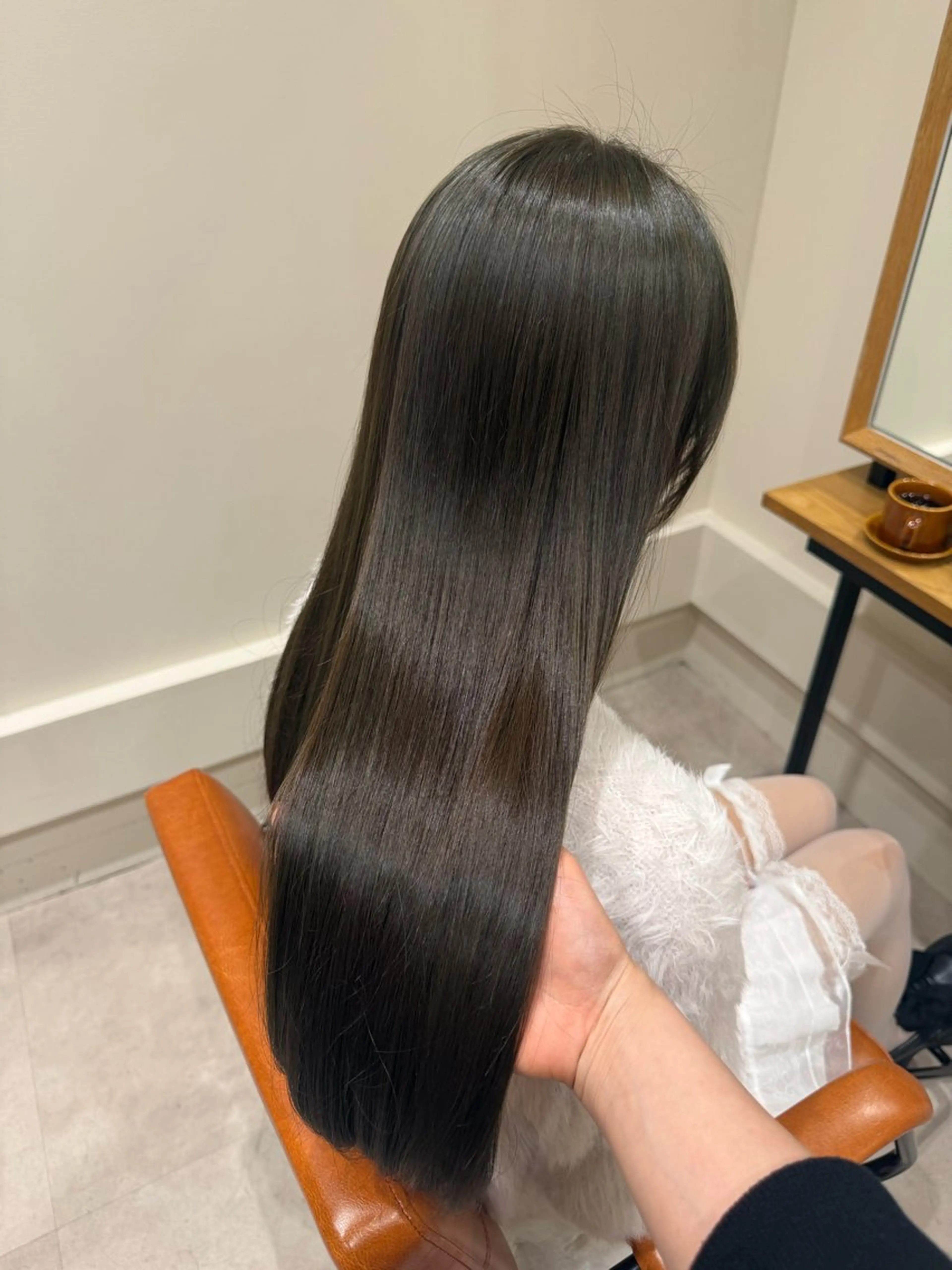 ロング 💛🤍U too e’s /店長🧸のヘアスタイル