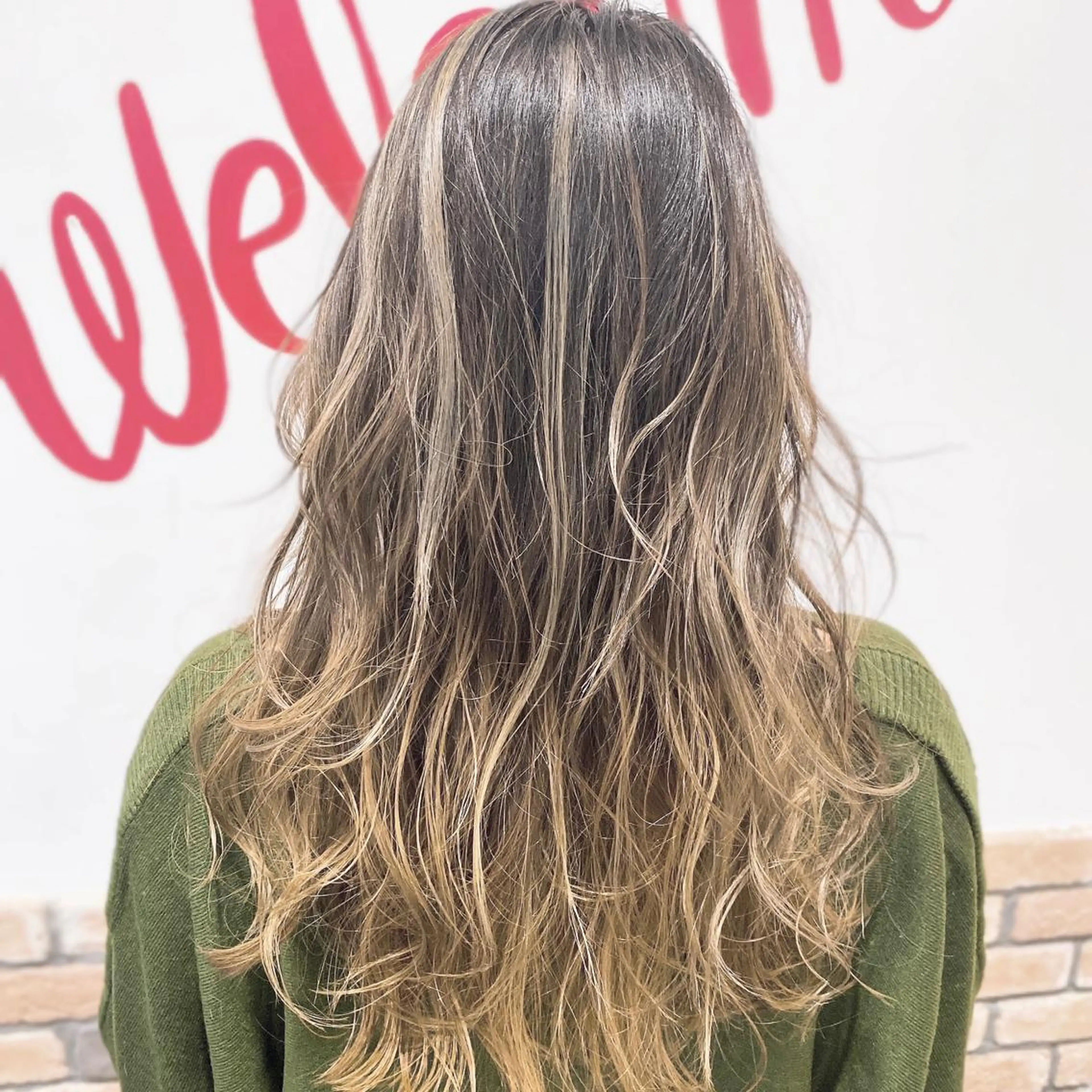 ロング カラー ヘアカラー トリートメント Root所属・加藤 琢也のヘアスタイル