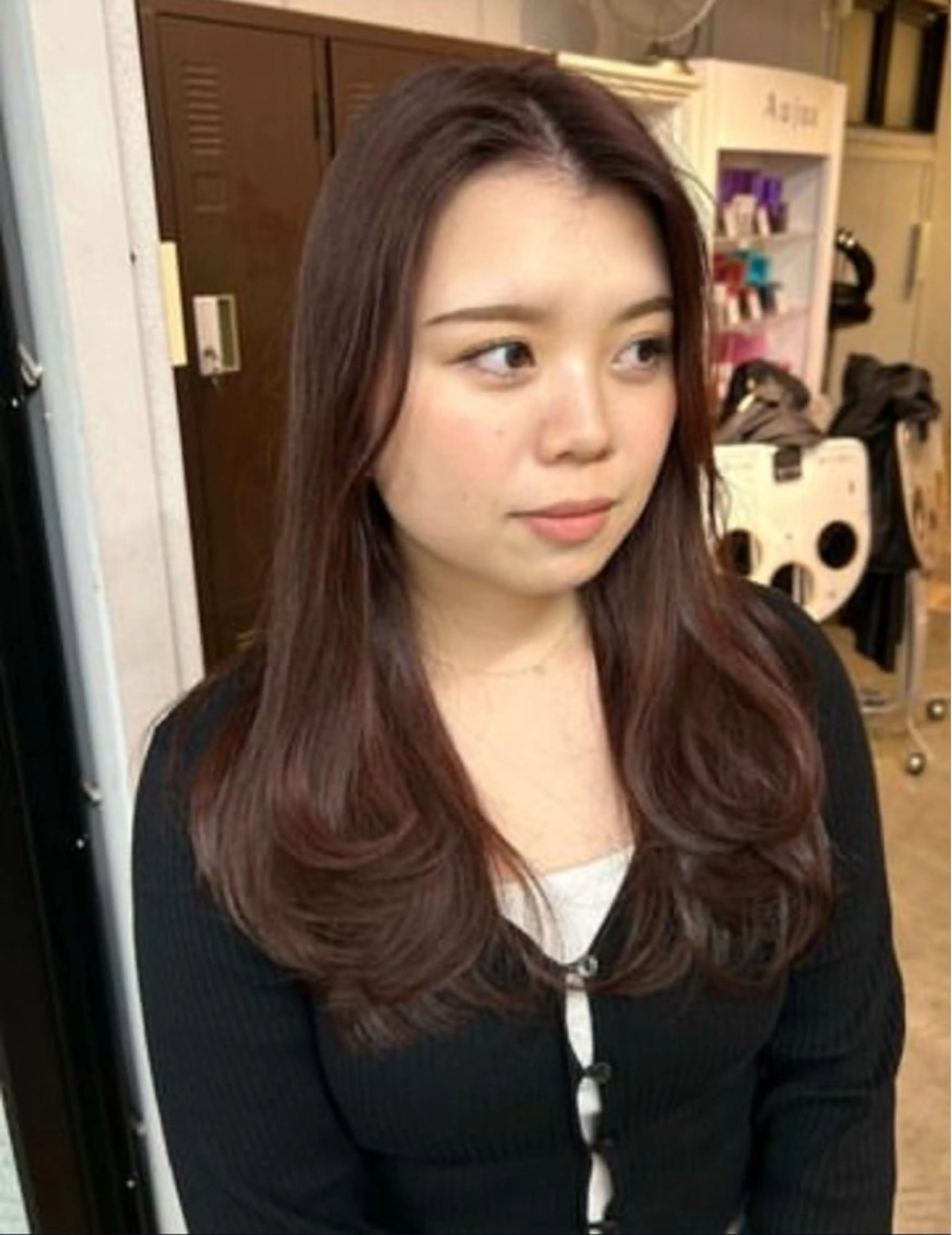 ロング レイヤーカット ライツ オオサカのヘアスタイル