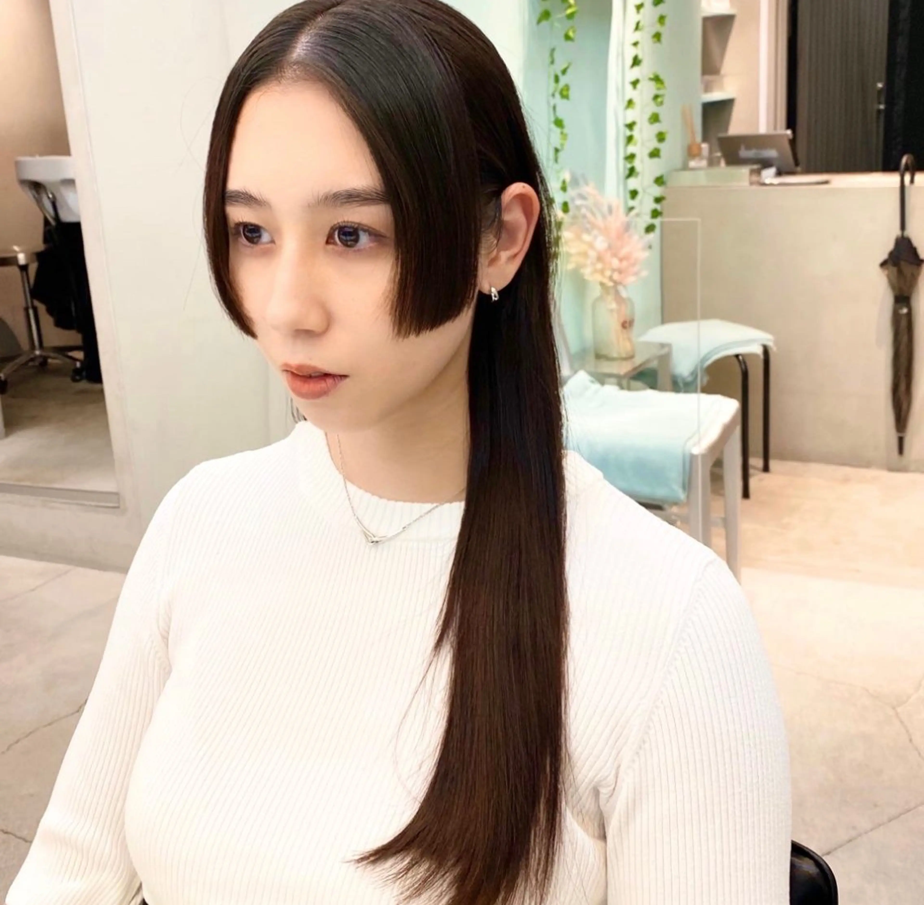 ロング パーマ 伸ばしかけ 縮毛矯正 酸性ストレート ストレートパーマ カット 縮毛矯正 トリートメント 艶髪と透明感を ‼️/若林のヘアスタイル