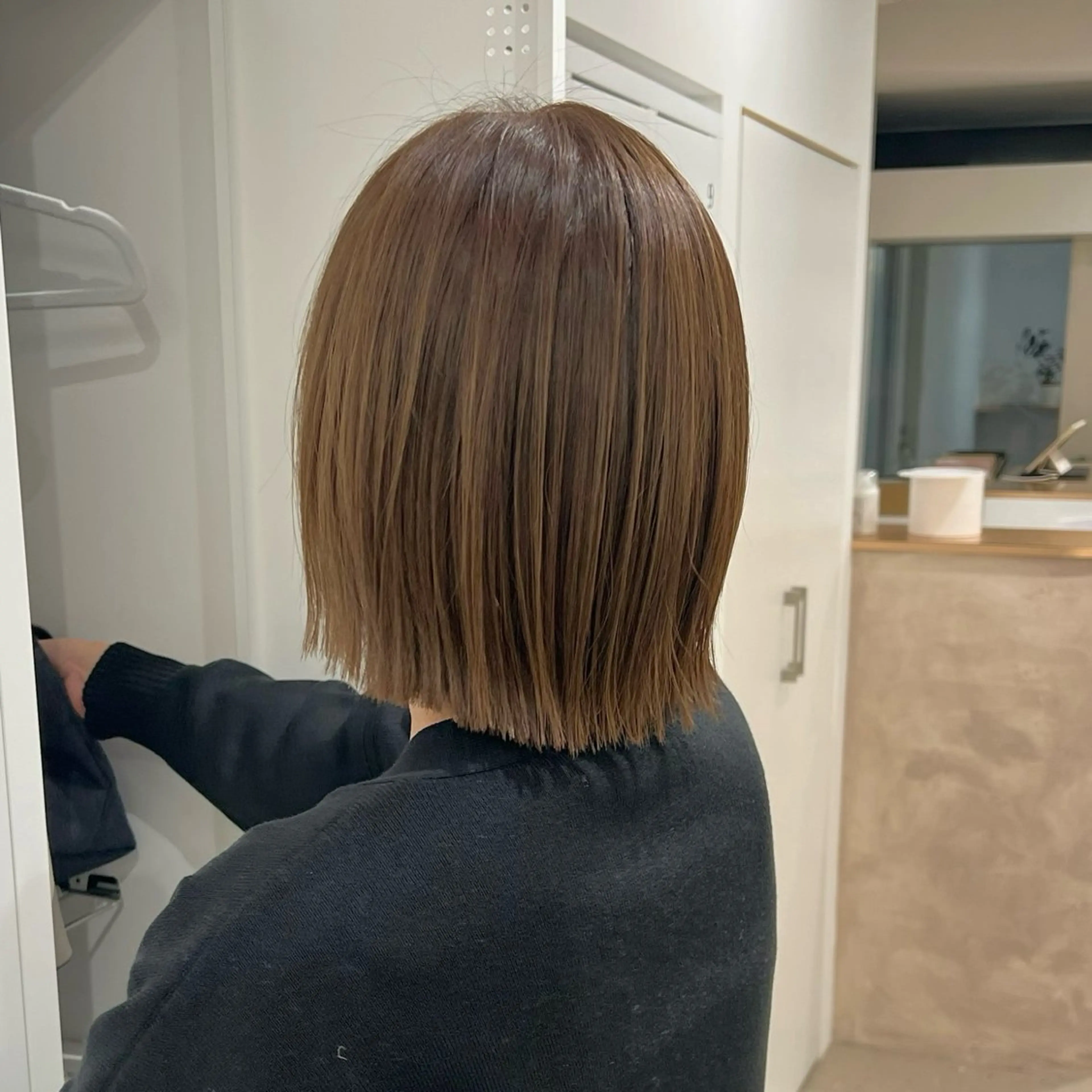 ミディアム カラー 切りっぱなしボブ ベージュカラー 透明感カラー ボブ カット ヘアカラー パーマ ナチュラルヘア/ 似合わせ/三宅 昌太のヘアスタイル