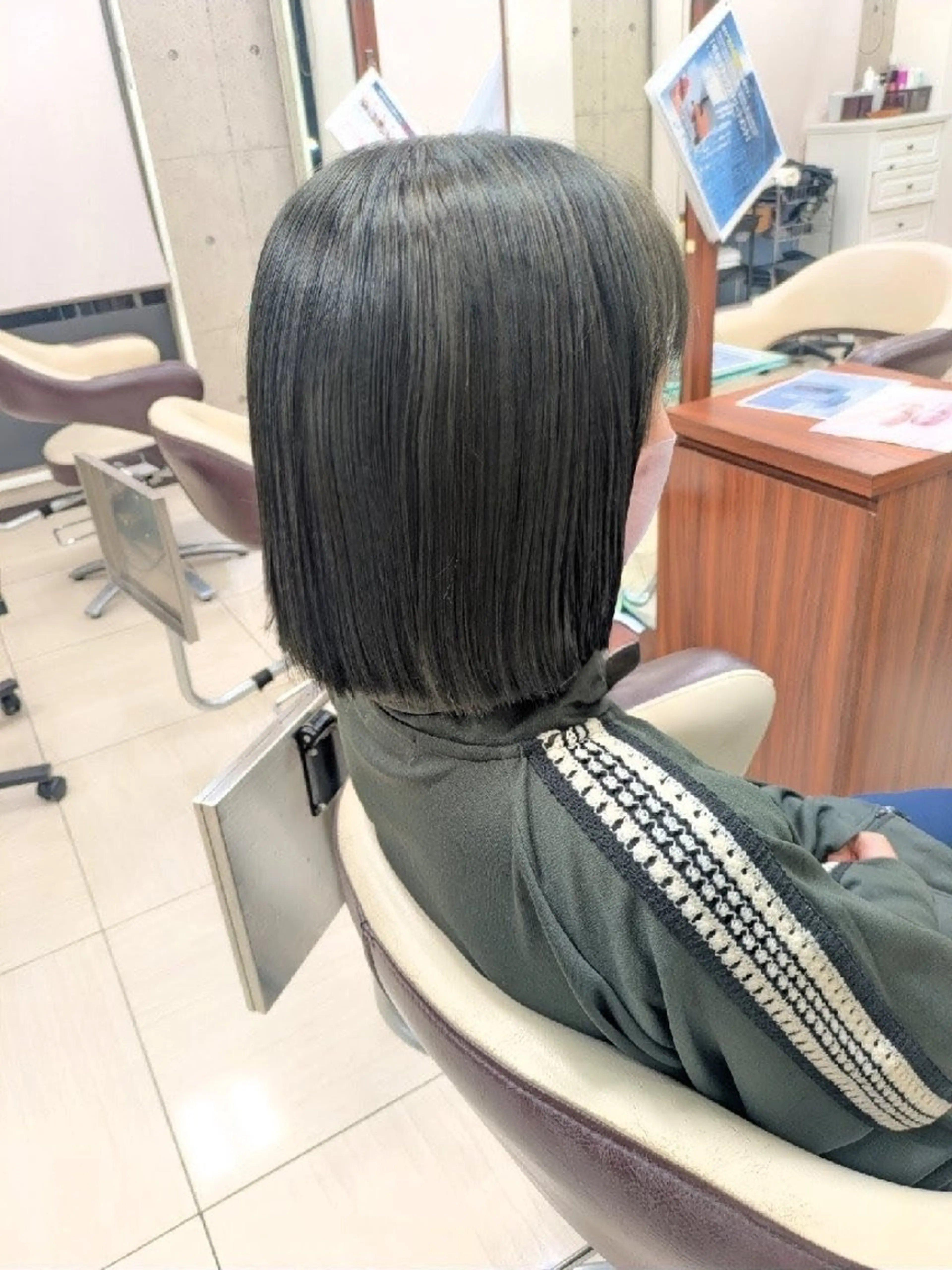 ヘアカラー 小林 凜のヘアスタイル