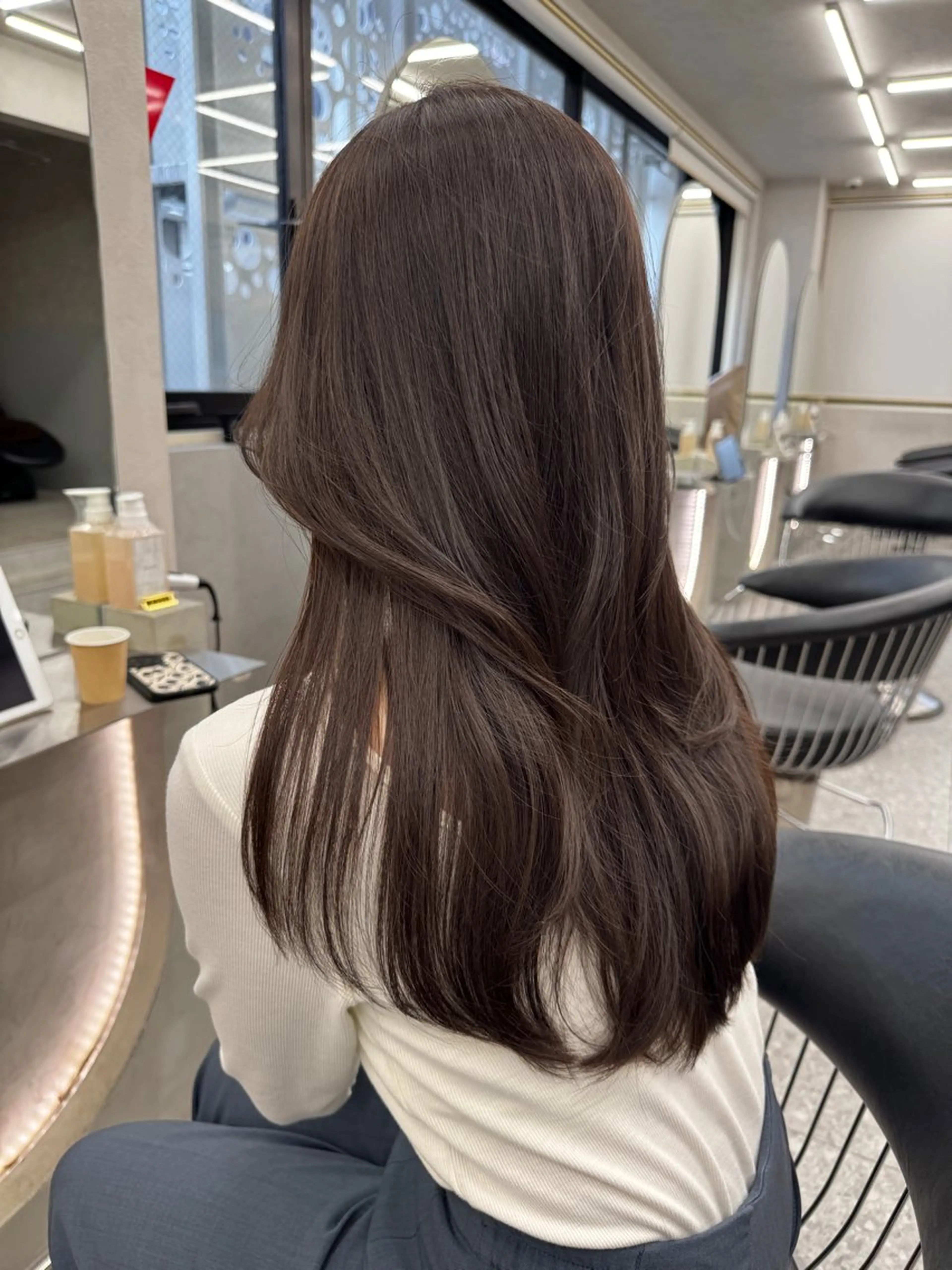 セミロング 縮毛矯正 顔周り🇰🇷ロンド レイヤー✨カジワラのヘアスタイル