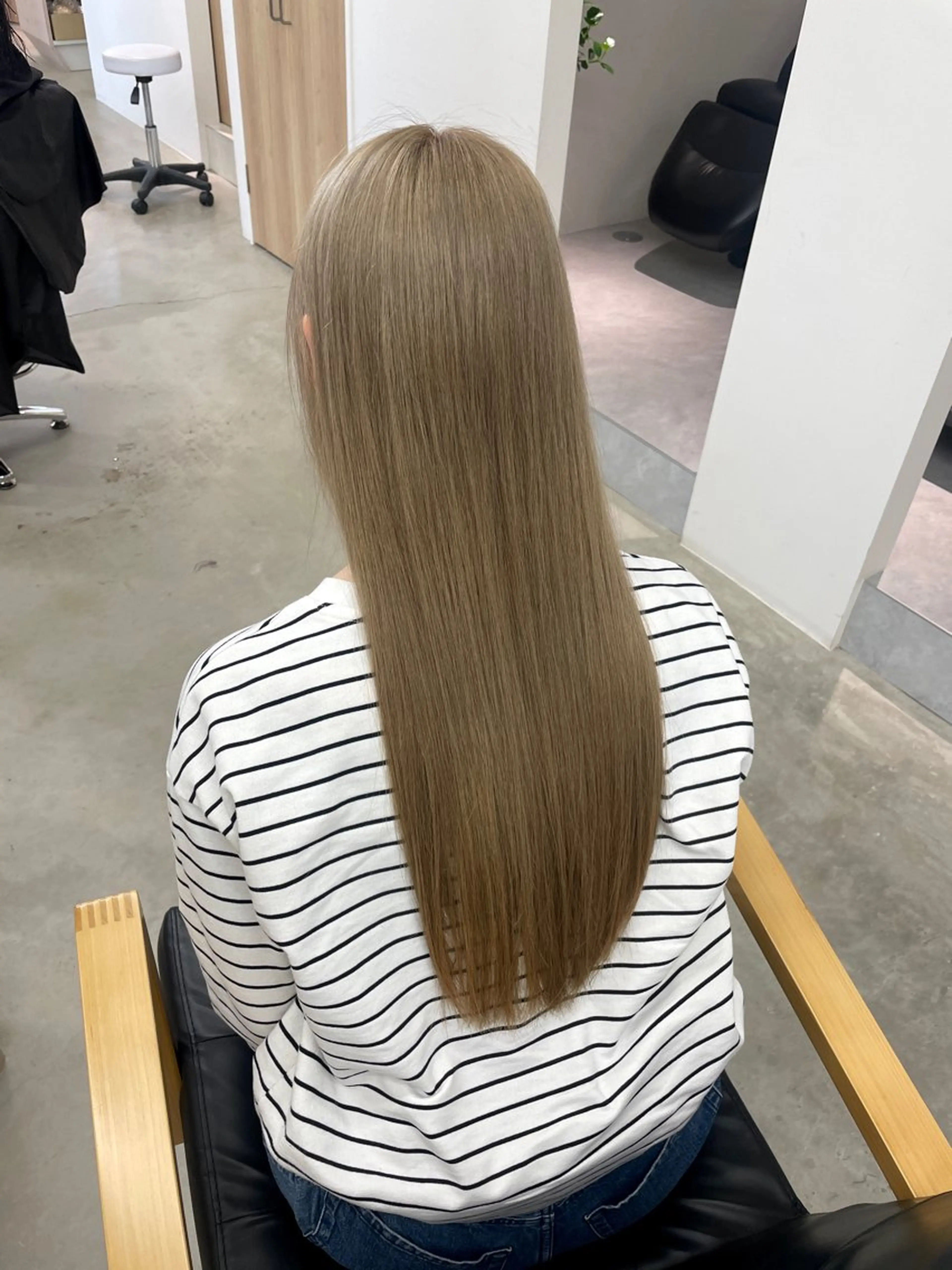 ロング カラー kana/ ブリーチ/暖色のヘアスタイル