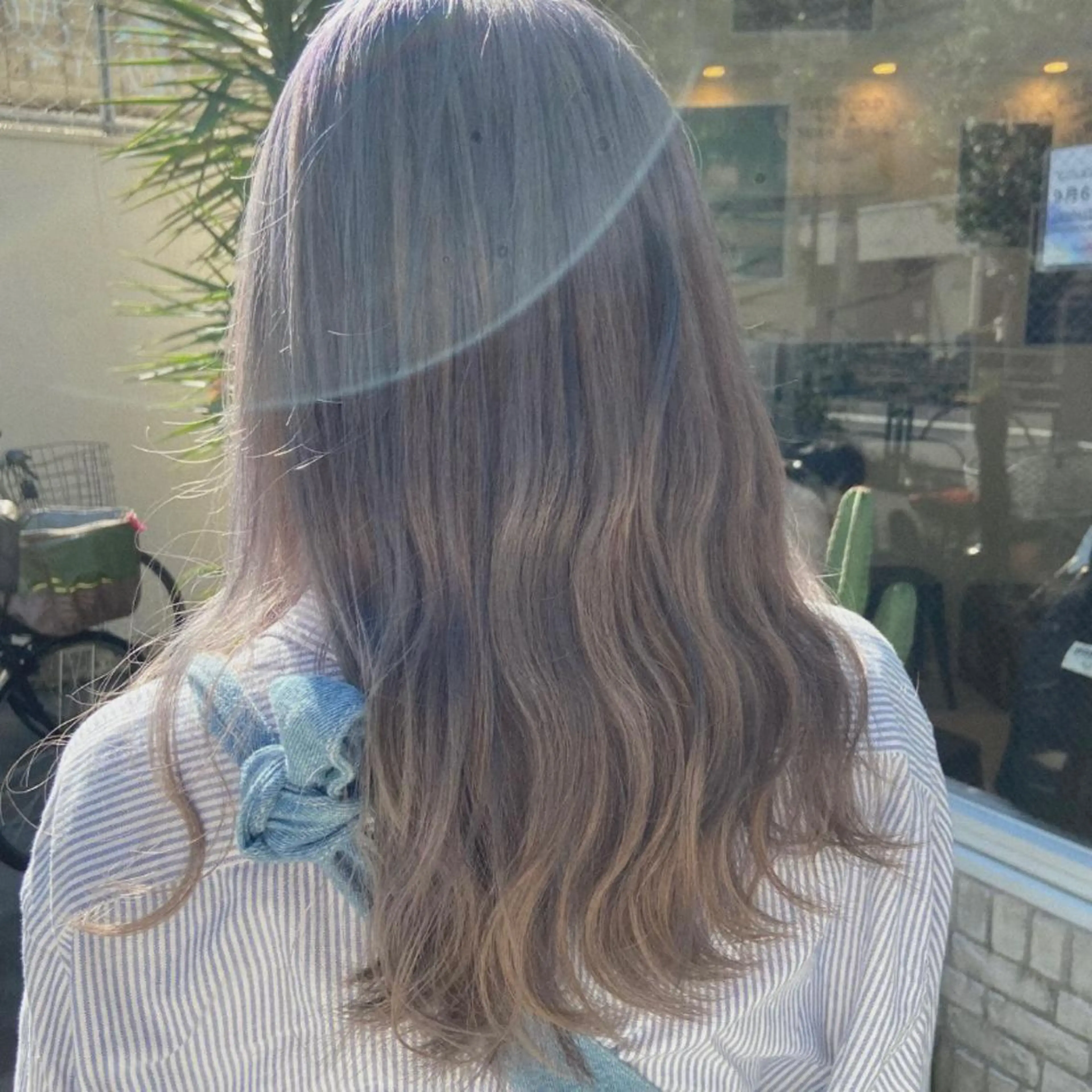 ロング ヘアカラー 🍒マツダ エナ‎🤍のヘアスタイル