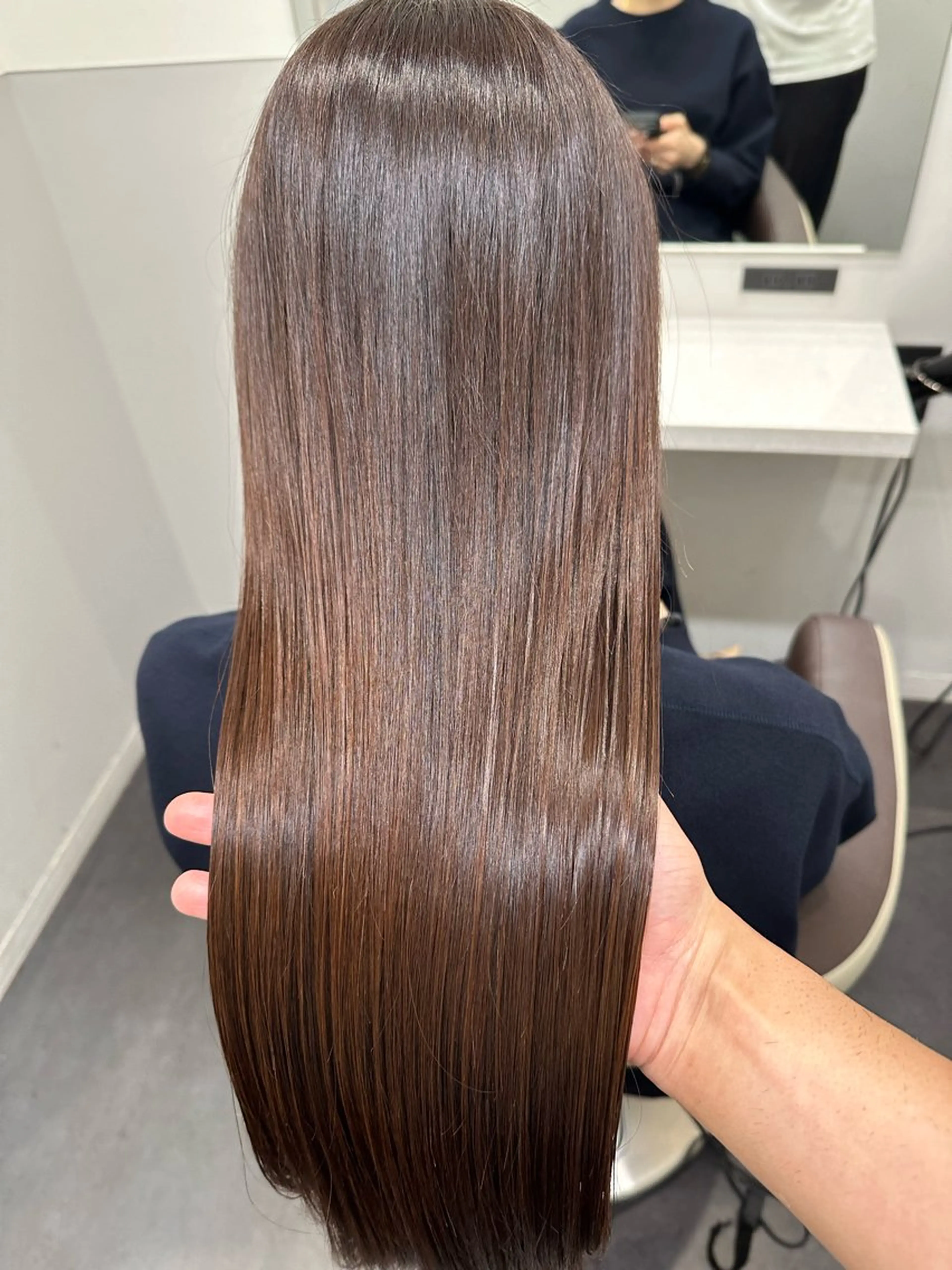 ロング ケアカラー 髪質改善 縮毛矯正 トリートメント 酸熱トリートメント トリートメント 【美髪矯正 /髪質改善】RINのヘアスタイル