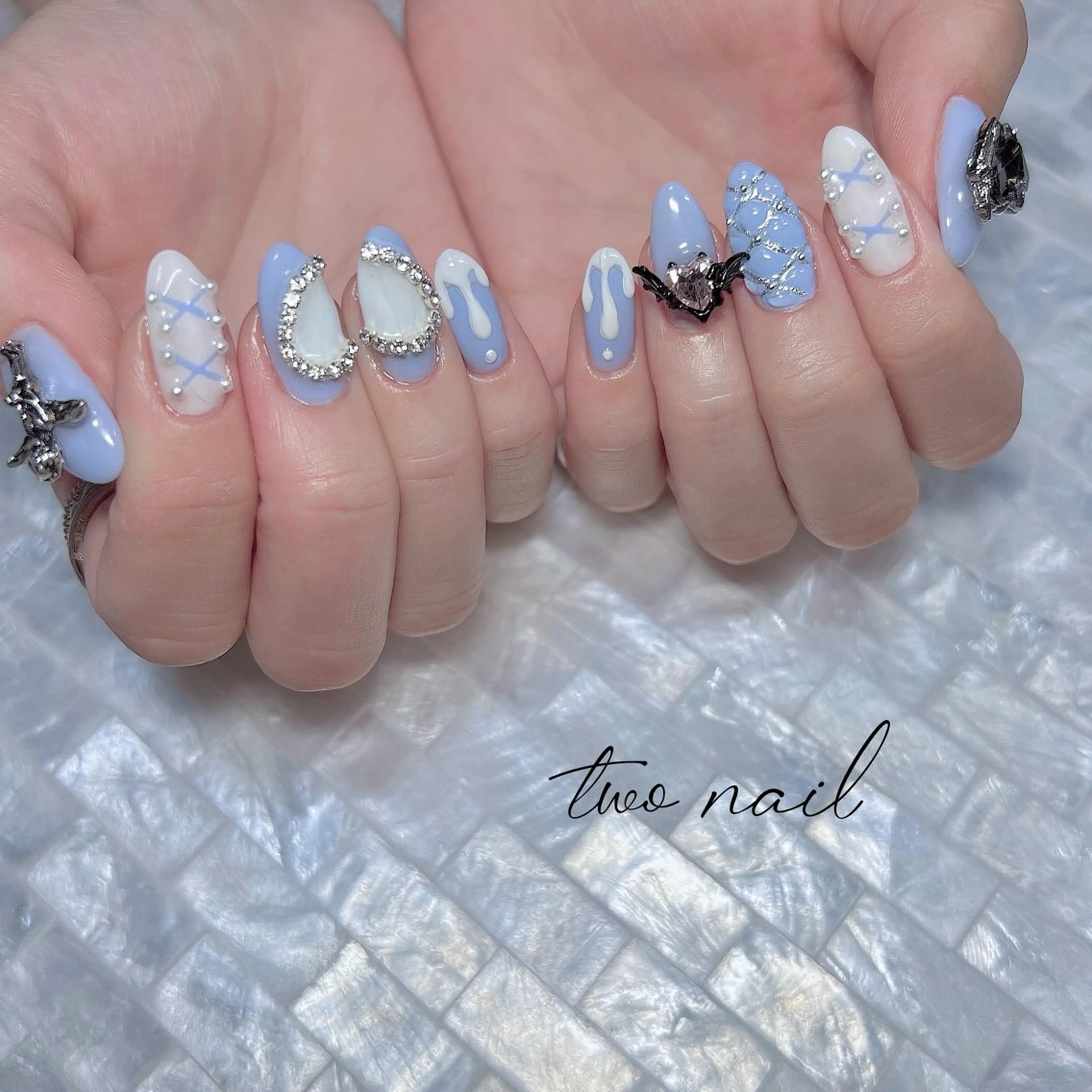 ネイル アートネイル ネイルチップ ホワイト ハンドネイル two nailのネイルデザイン