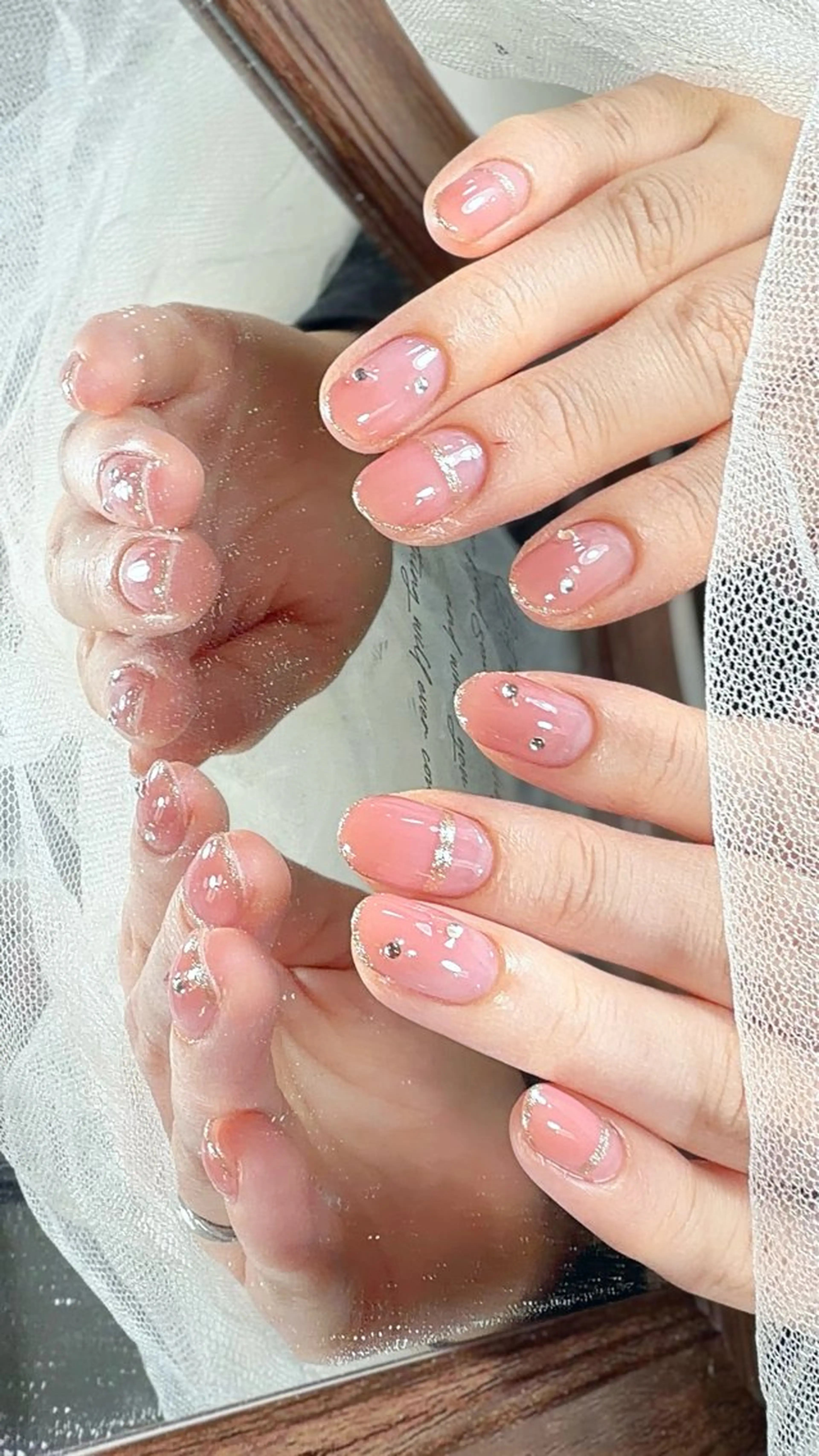 ネイル ハンドネイル YUMI ニュアンスnailsのネイルデザイン