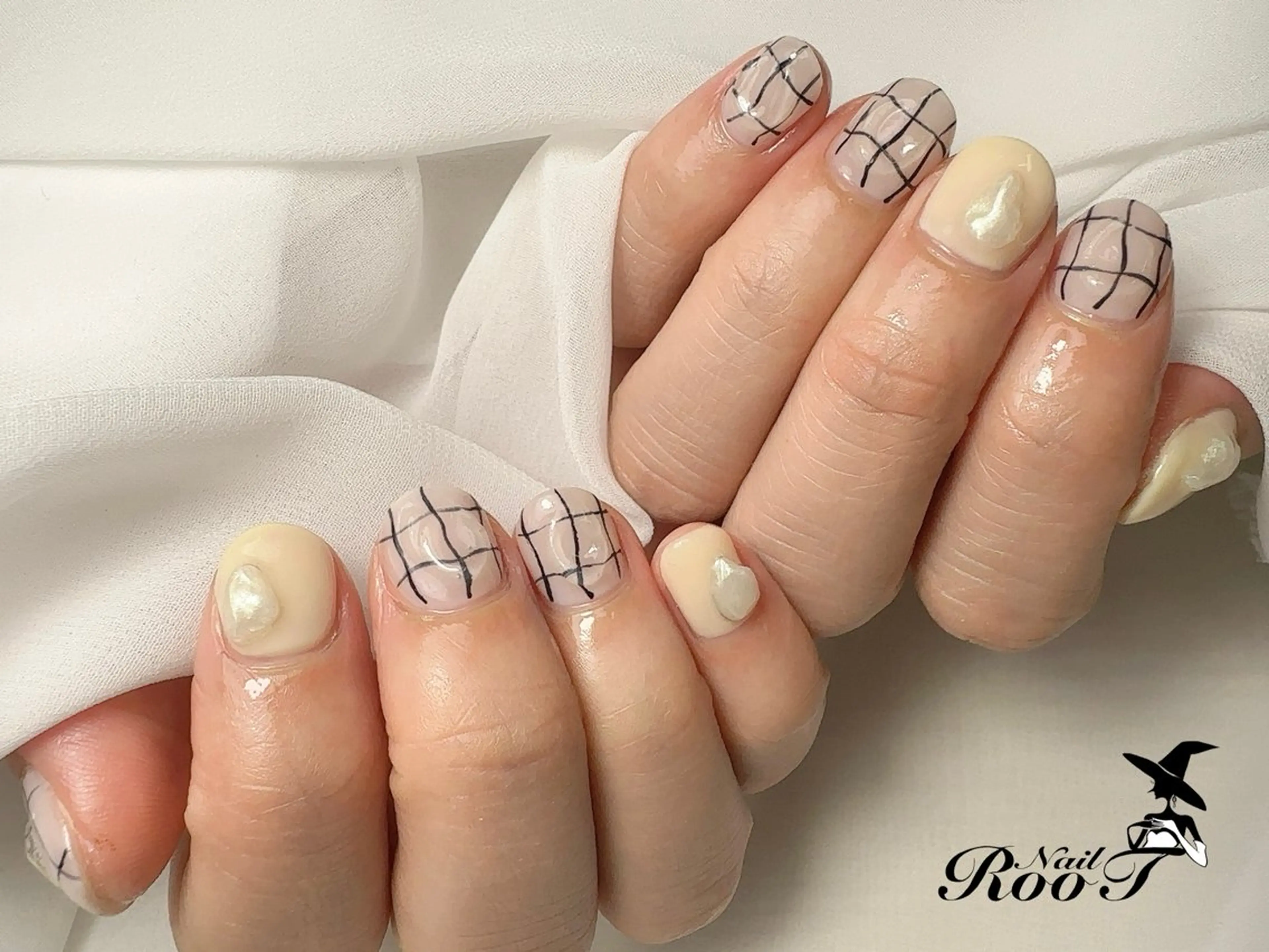 ネイル クリアネイル ぷっくりネイル ハンドネイル RooT Nailのネイルデザイン