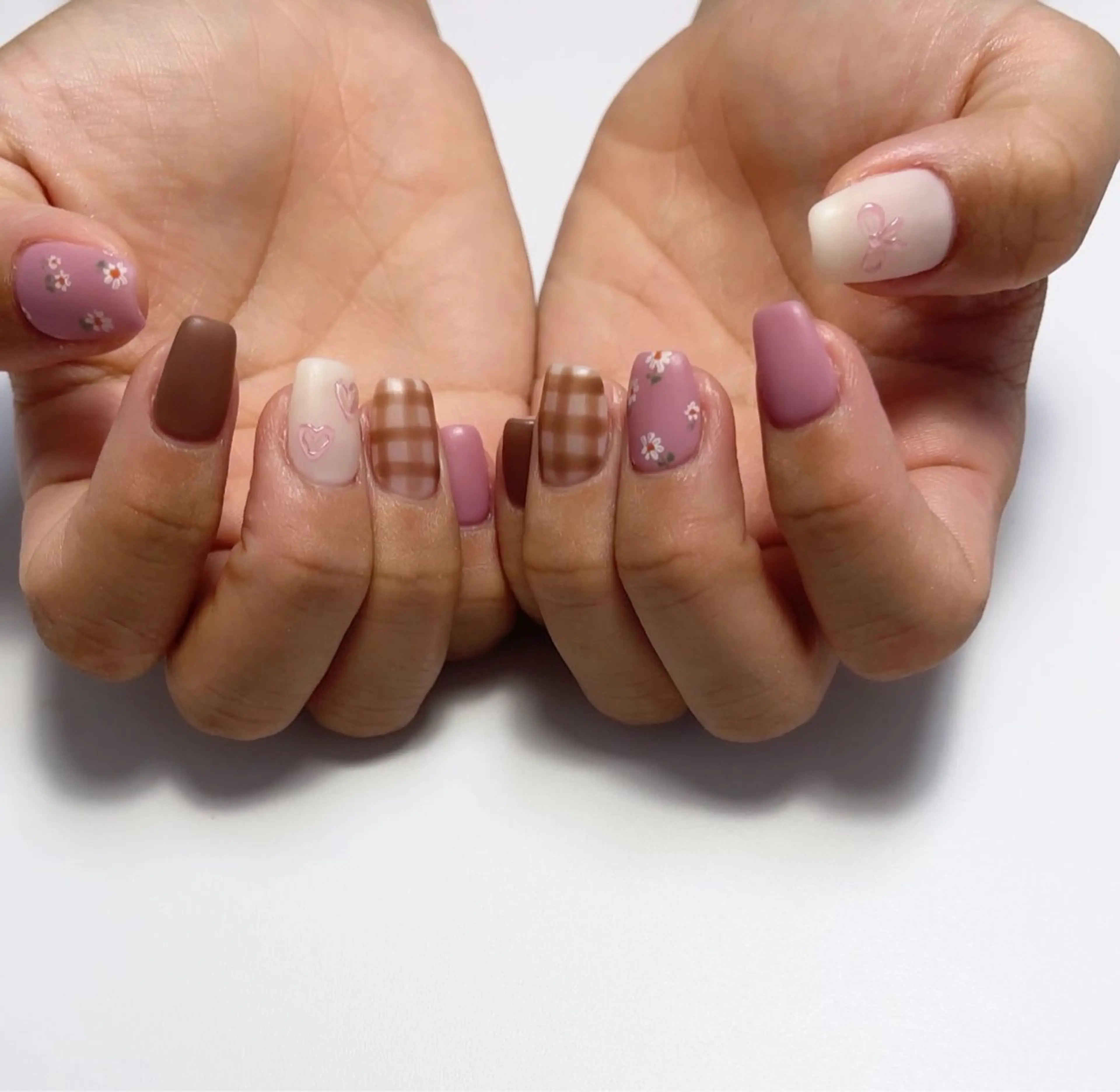 ネイル ハンドネイル Nailsalon Lebelのネイルデザイン