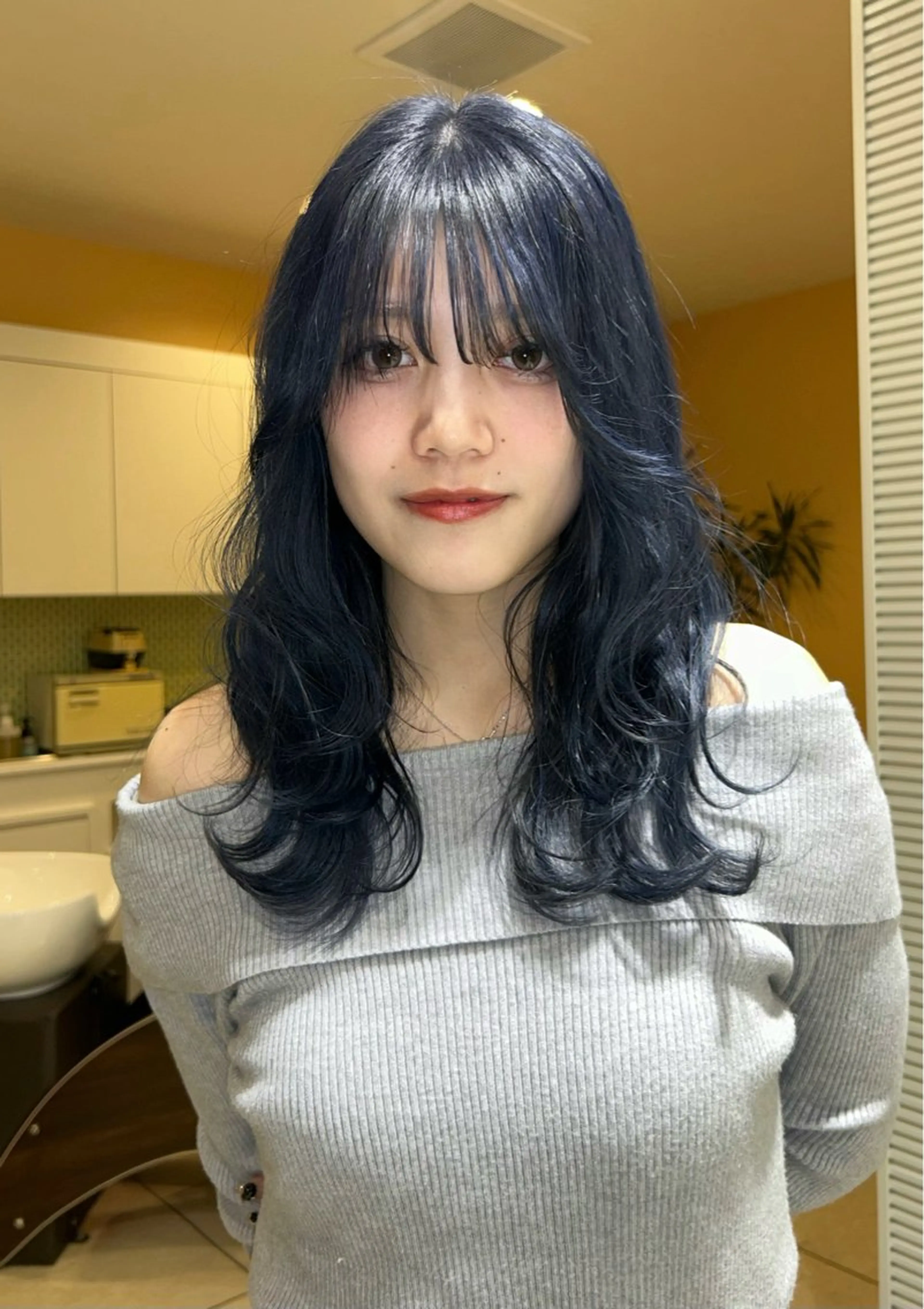 セミロング カラー 💙ルル💙 ハイトーン/レイヤーのヘアスタイル