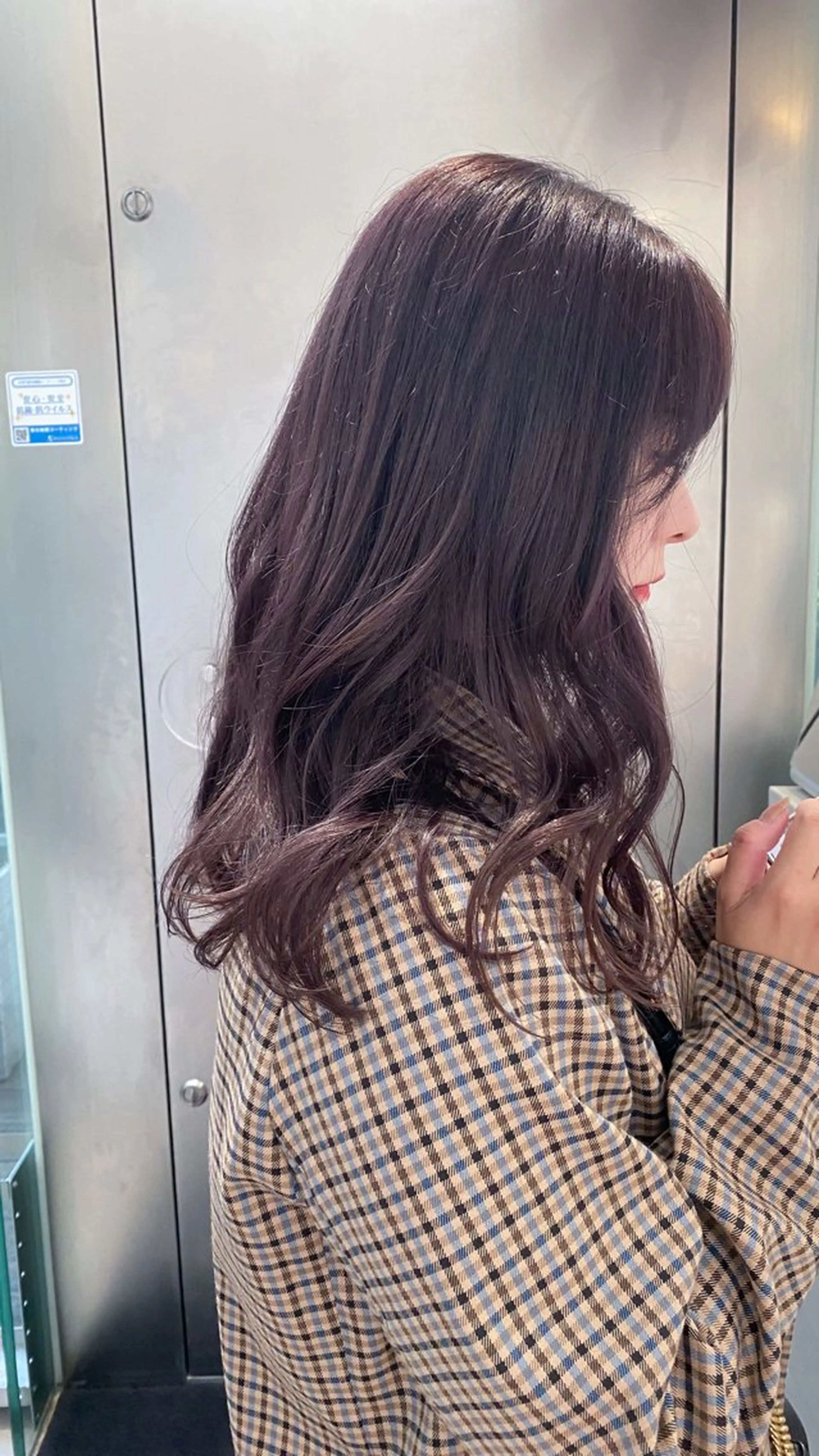 セミロング カラー グレージュ ラベンダーカラー ラベンダーグレージュ ラベンダーグレー とびまつ /ショート/脱白髪染のヘアスタイル