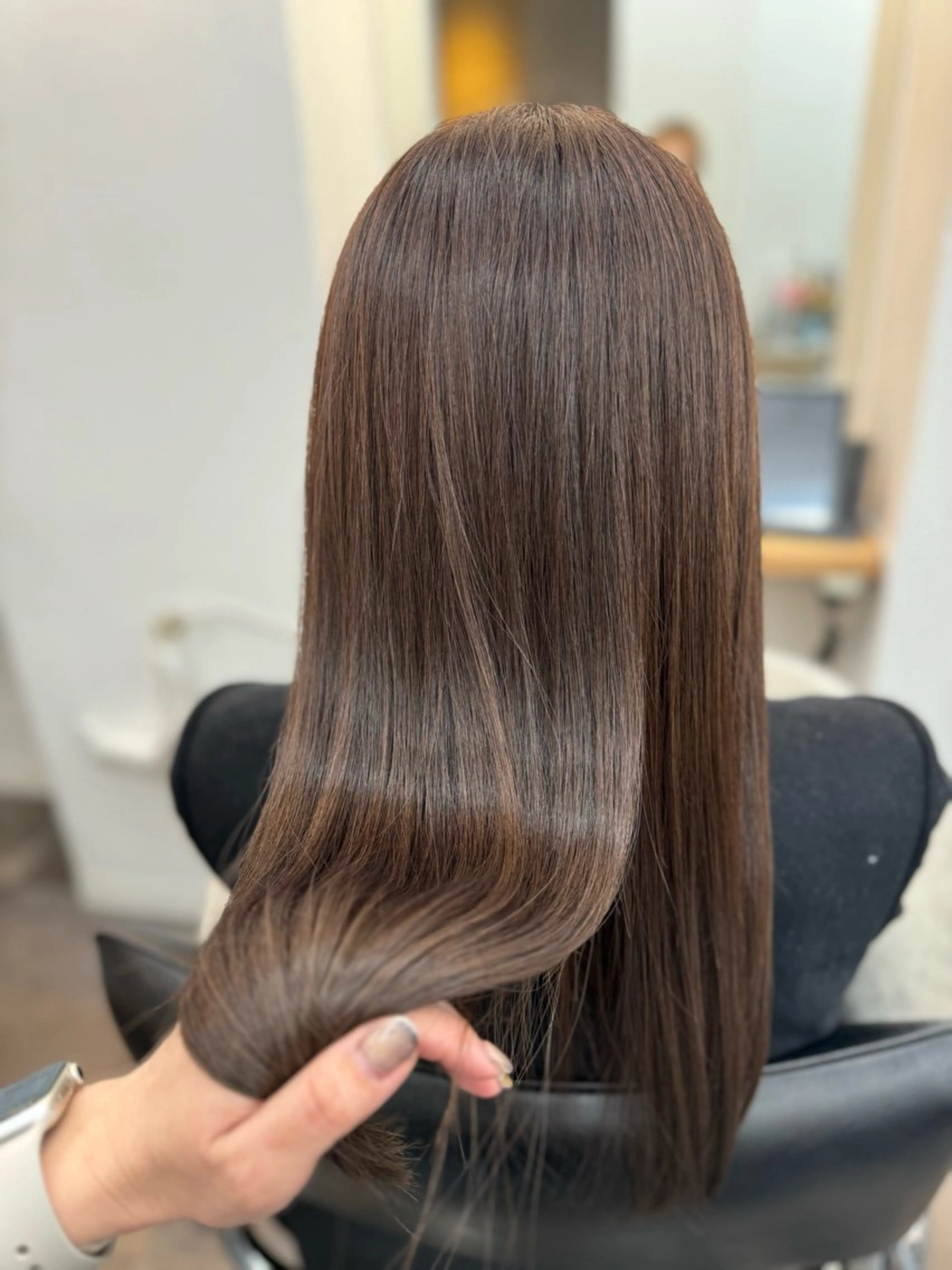 ロング カラー ヘアカラー トリートメント WISTERIA P LUS1 ikumiのヘアスタイル