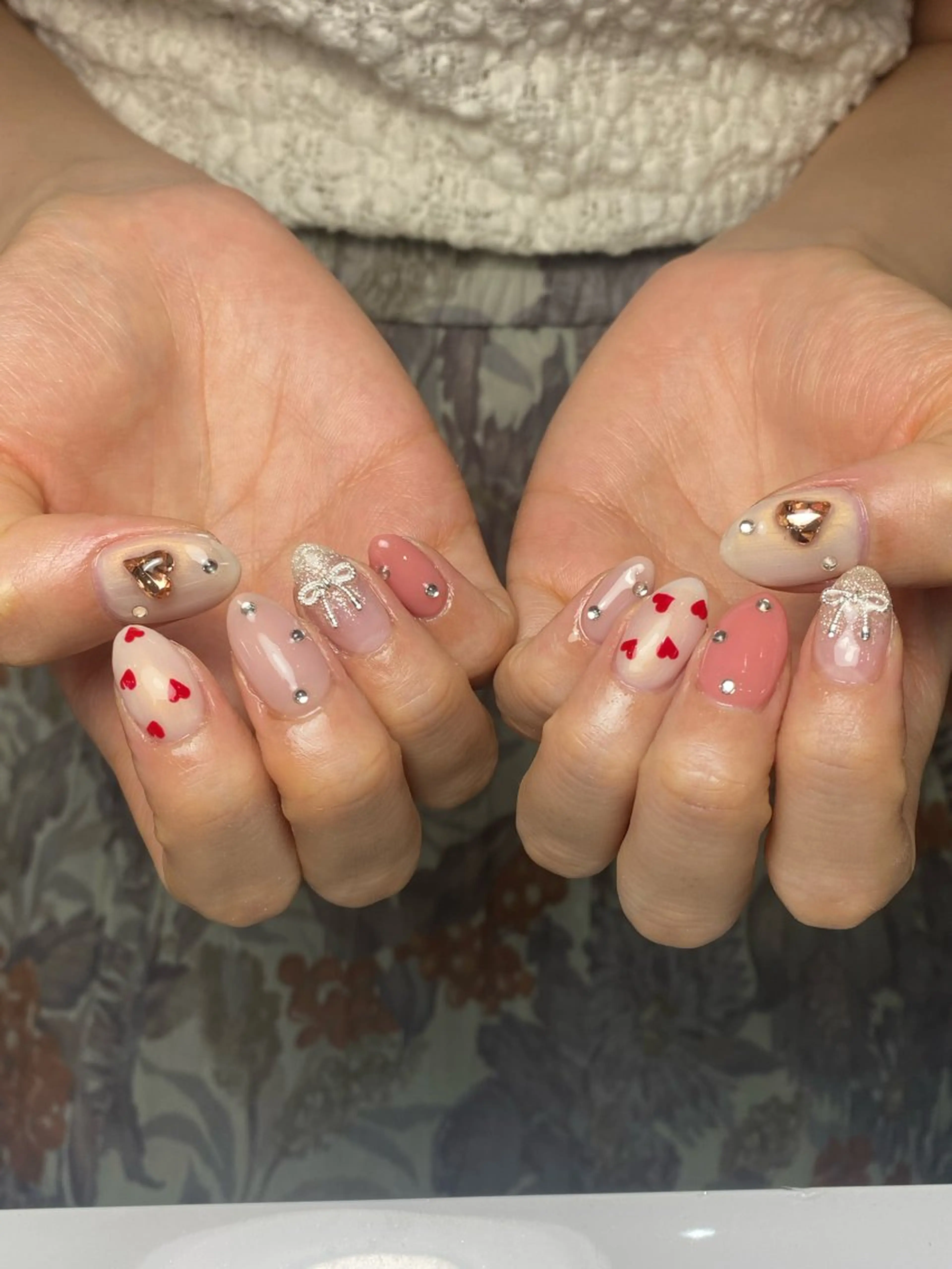 ネイル ハンドネイル ミナミ モモカのネイルデザイン