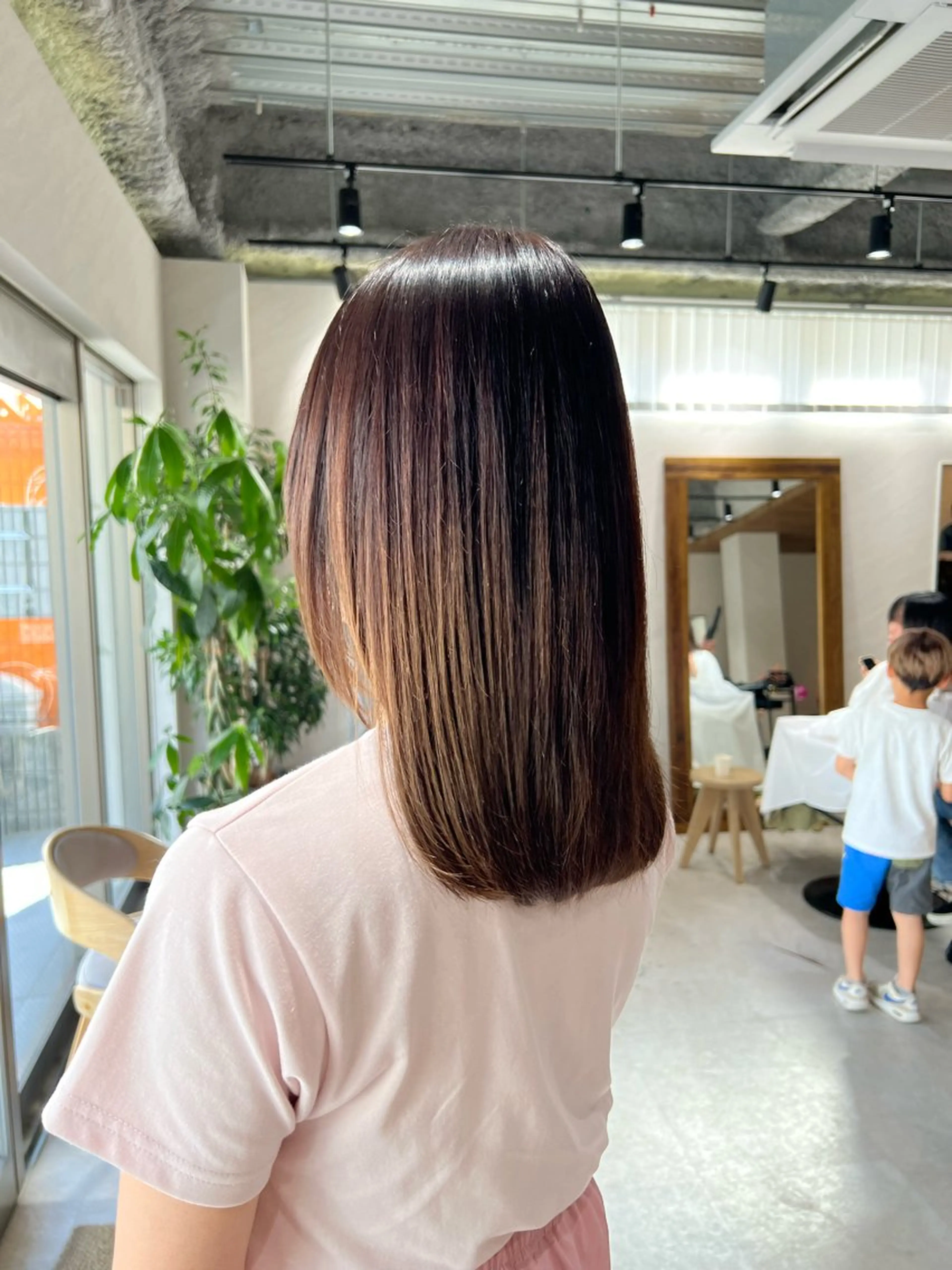 セミロング 縮毛矯正 カット ヘアカラー 縮毛矯正 トリートメント 艶ボブ🤎ボブパーマ 透明感カラー\メンズのヘアスタイル