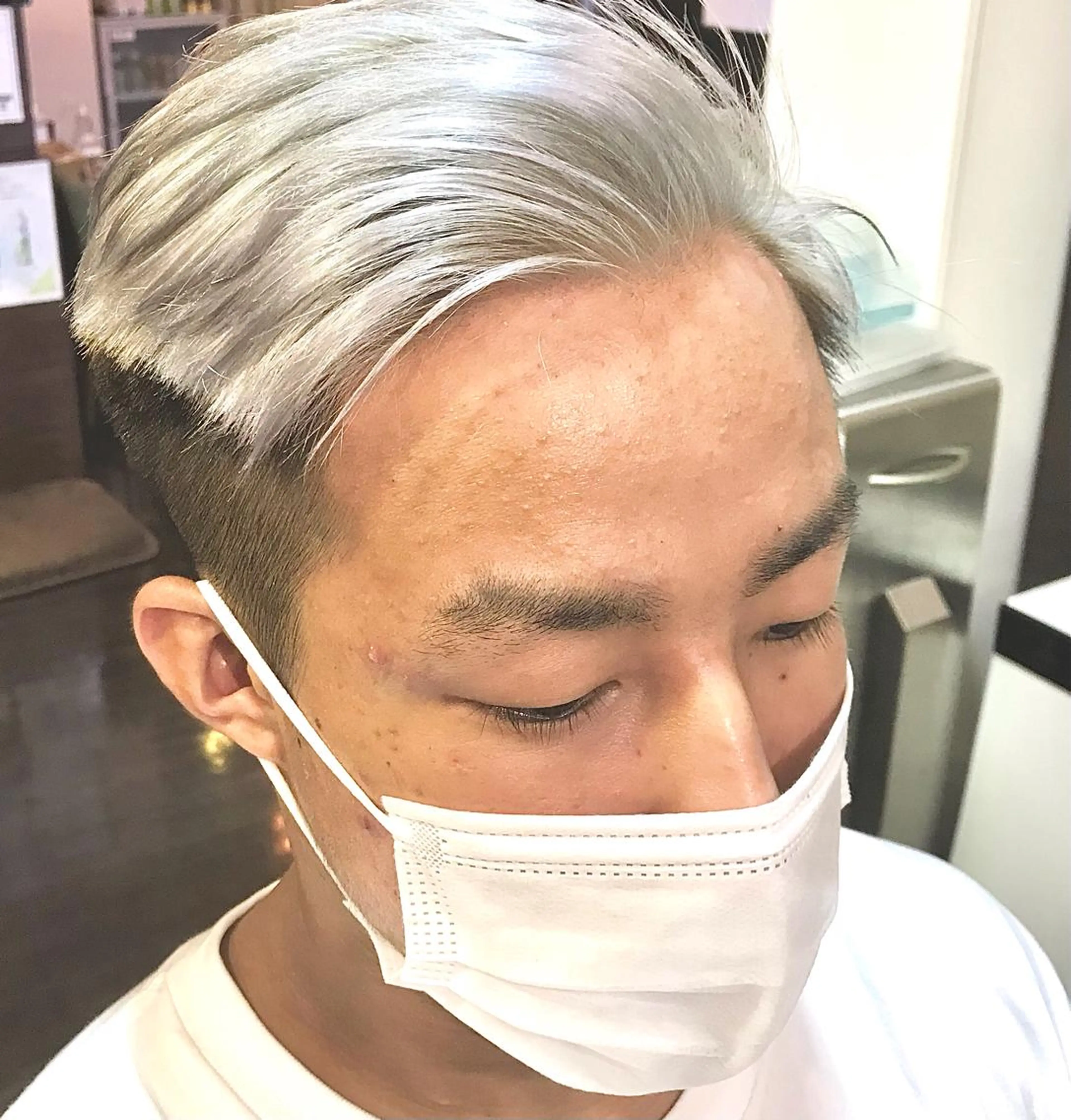 ショート カラー メンズ フェードカット ダブルカラー シルバー トリートメント 💎透明感カラー特化 💎TAISEIのヘアスタイル