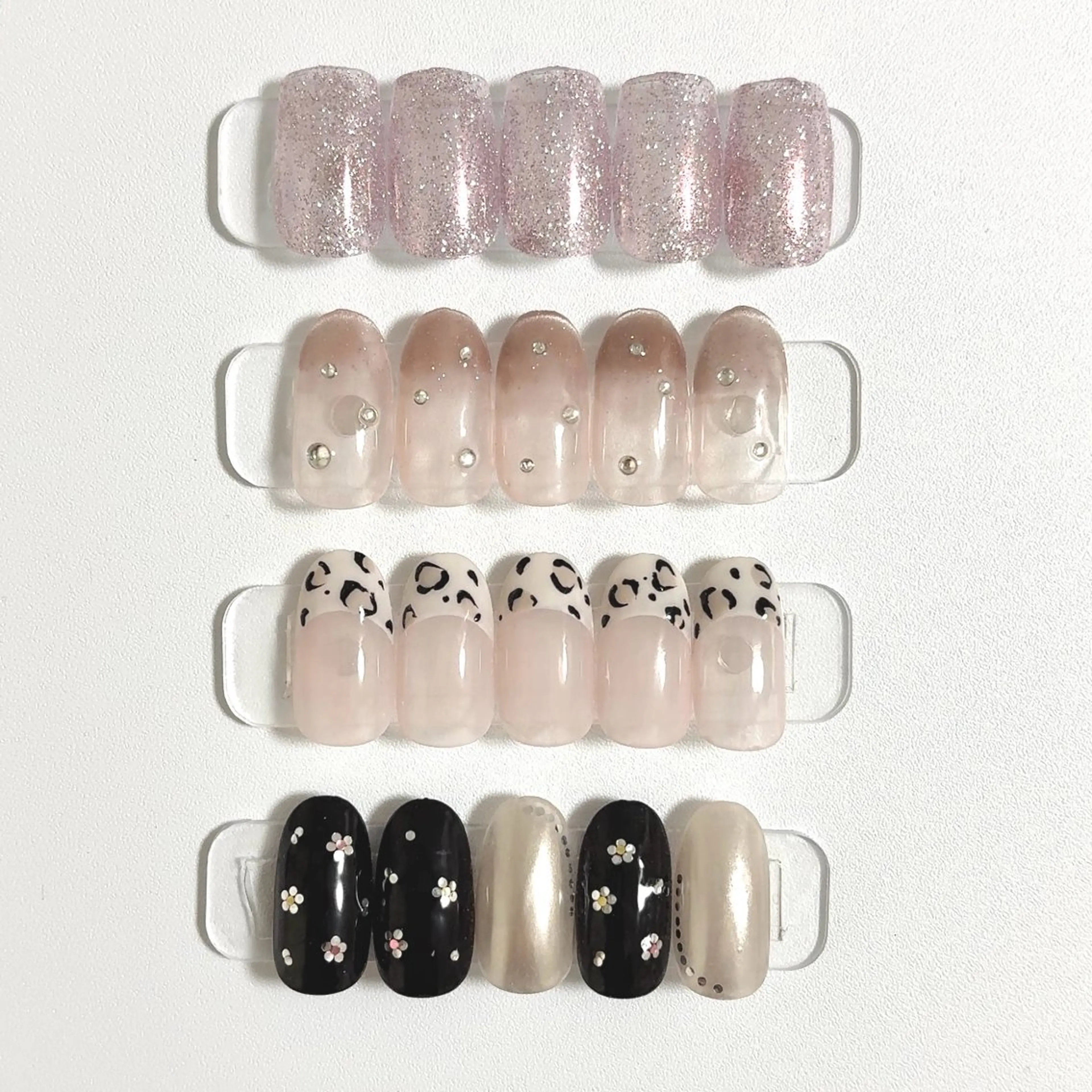 ネイル ハンドネイル Gemini Misakoのネイルデザイン