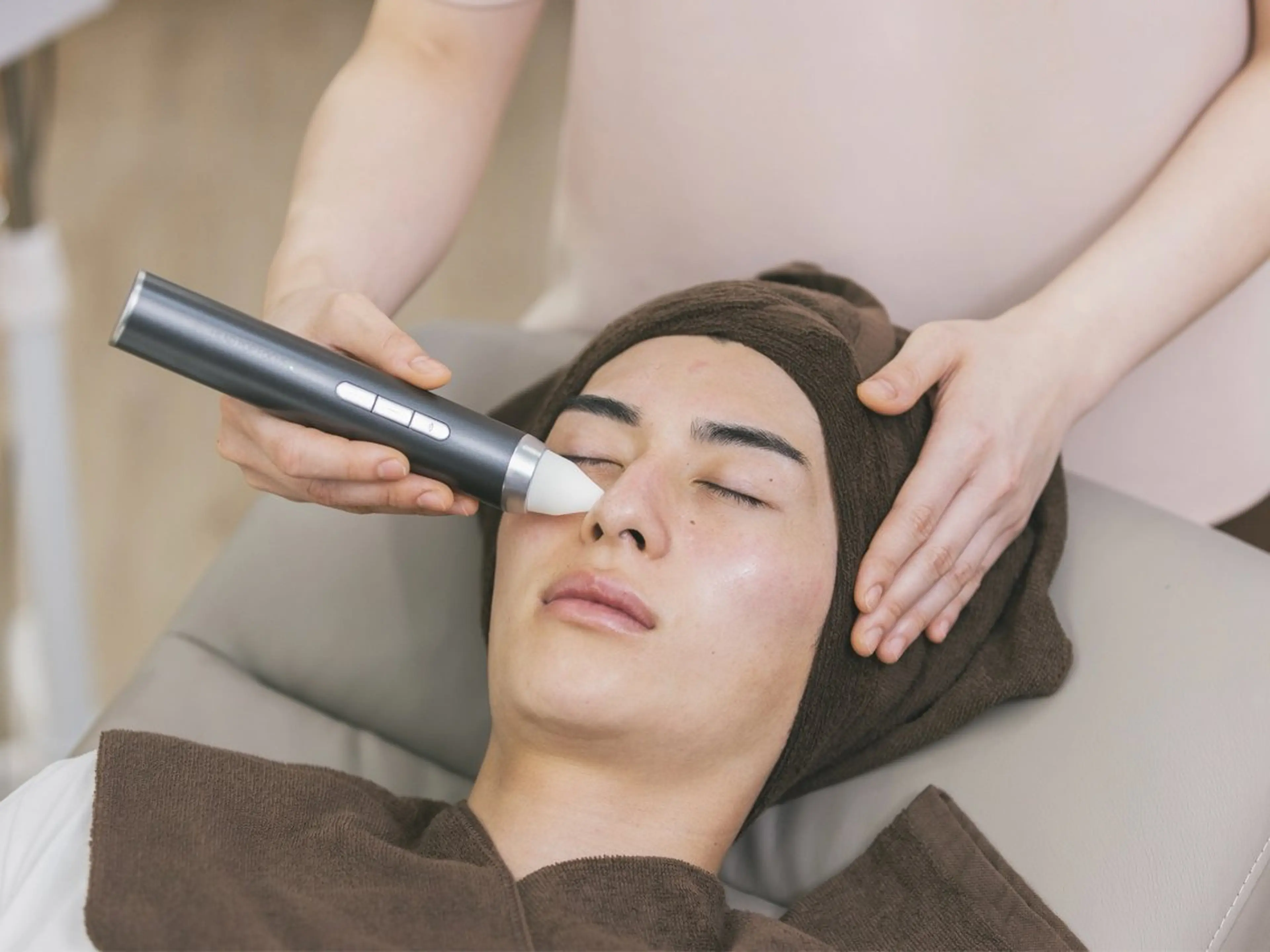 【人気No. 1】毛穴の黒ずみ撃退の写真