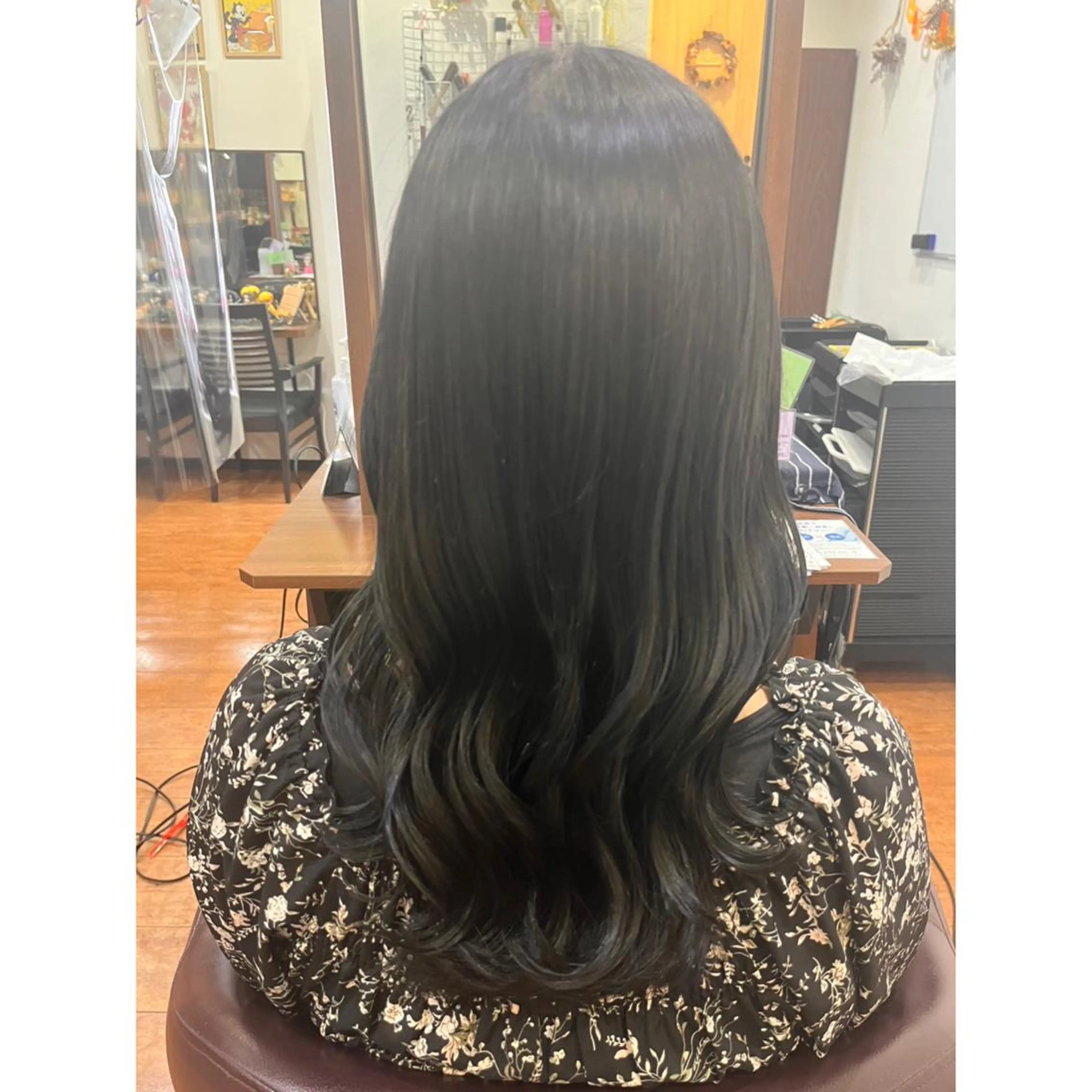 ロング カラー オオマ 🐥のヘアスタイル