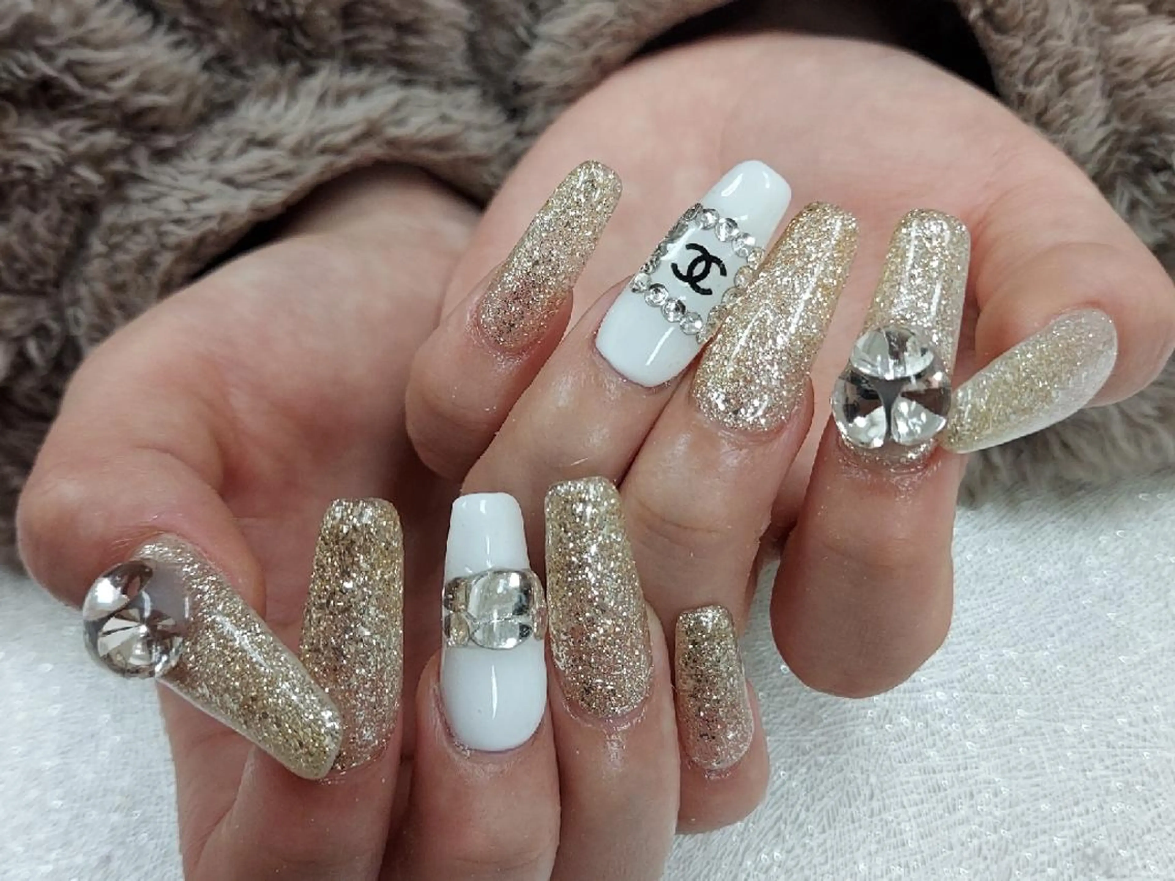 ネイル アートネイル ジェルネイル 持ち込み ニュアンスネイル パラジェル 河野ちえ (雑誌掲載サロン)のネイルデザイン