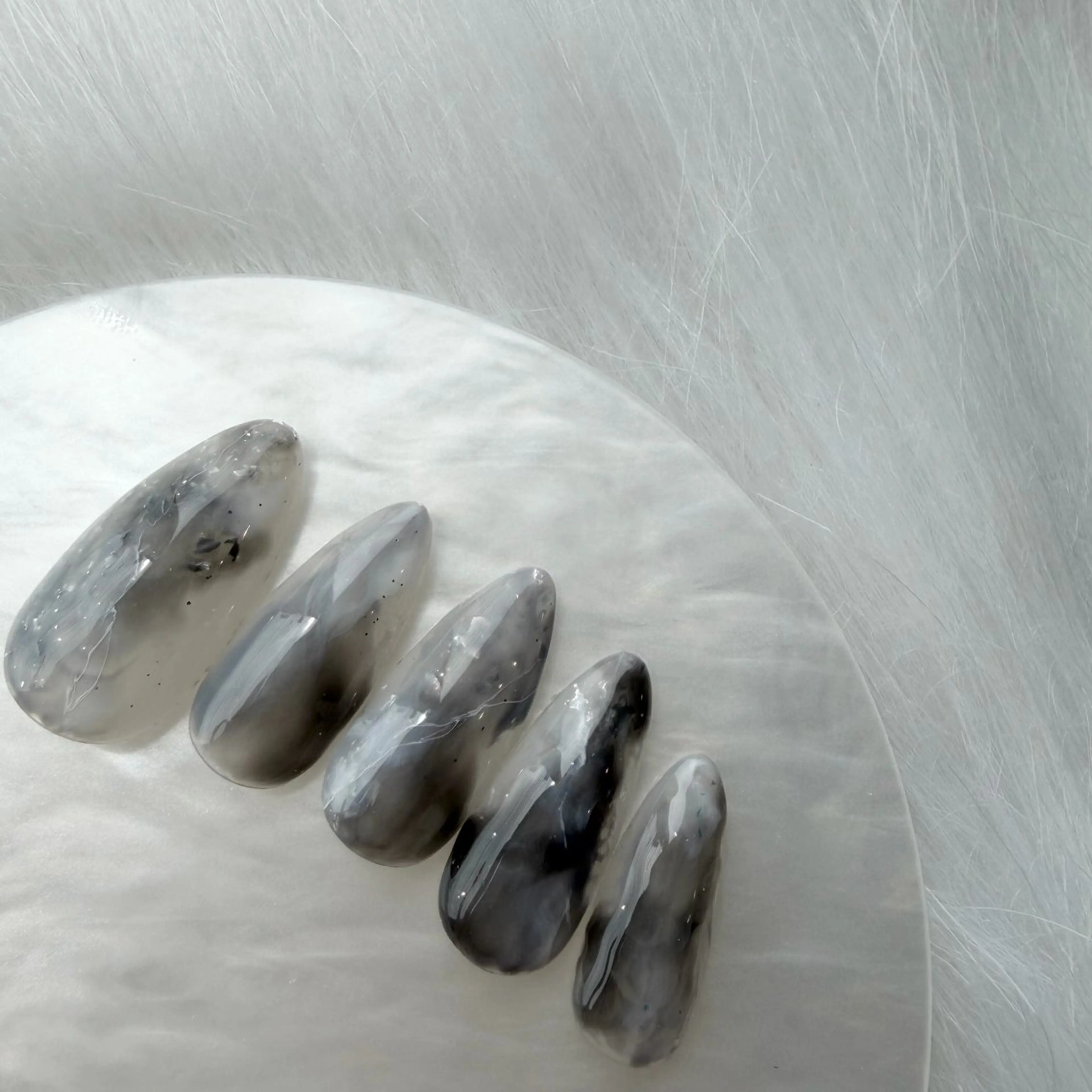 ネイル カジュアル クリアネイル ニュアンスネイル シンプルネイル ハンドネイル MEI 🍑 nail OAKのネイルデザイン