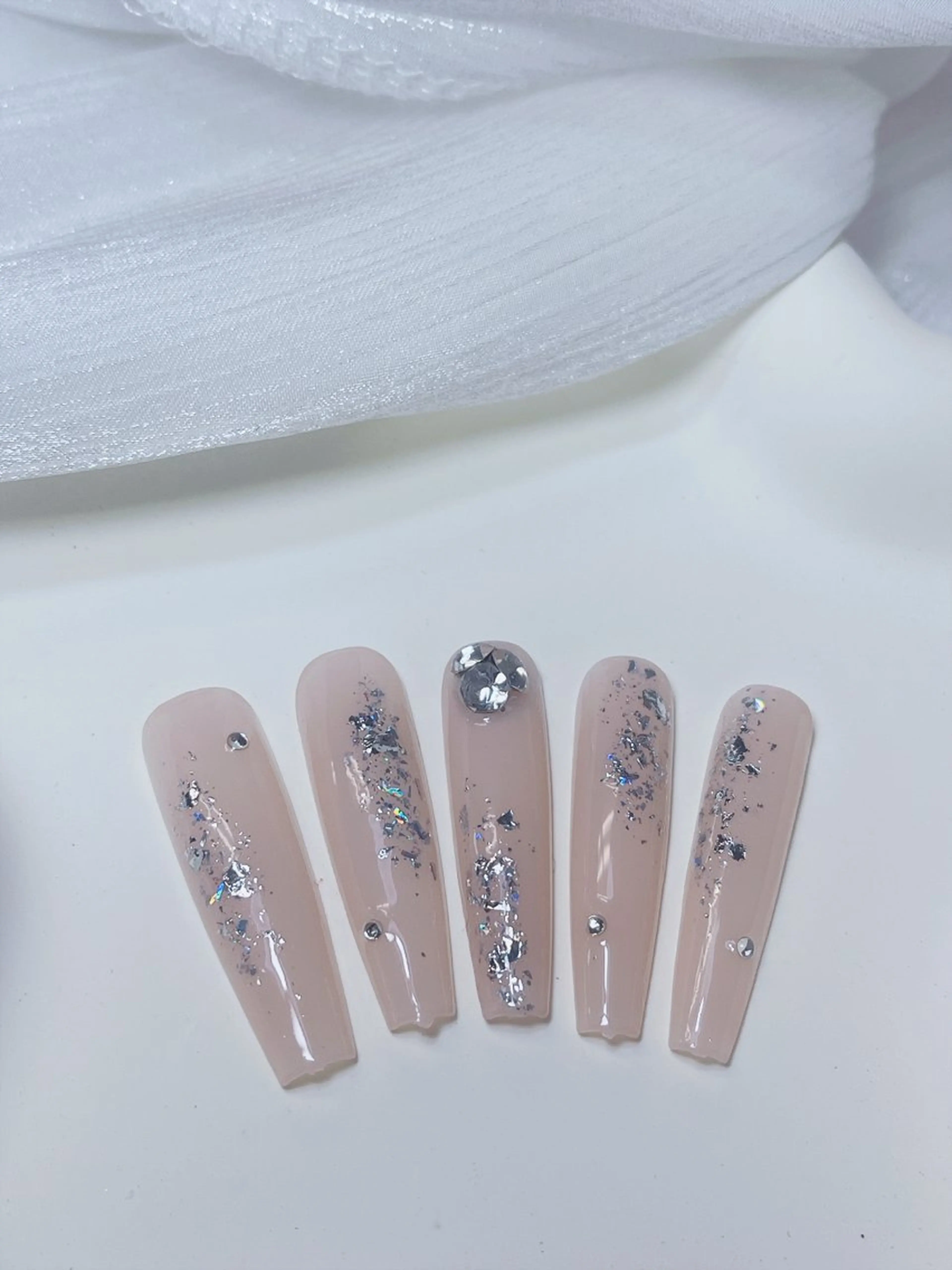 ネイル チークネイル フレンチネイル グラデーション キラキラネイル 韓国ネイル ハンドネイル DUO MI nail salonのネイルデザイン