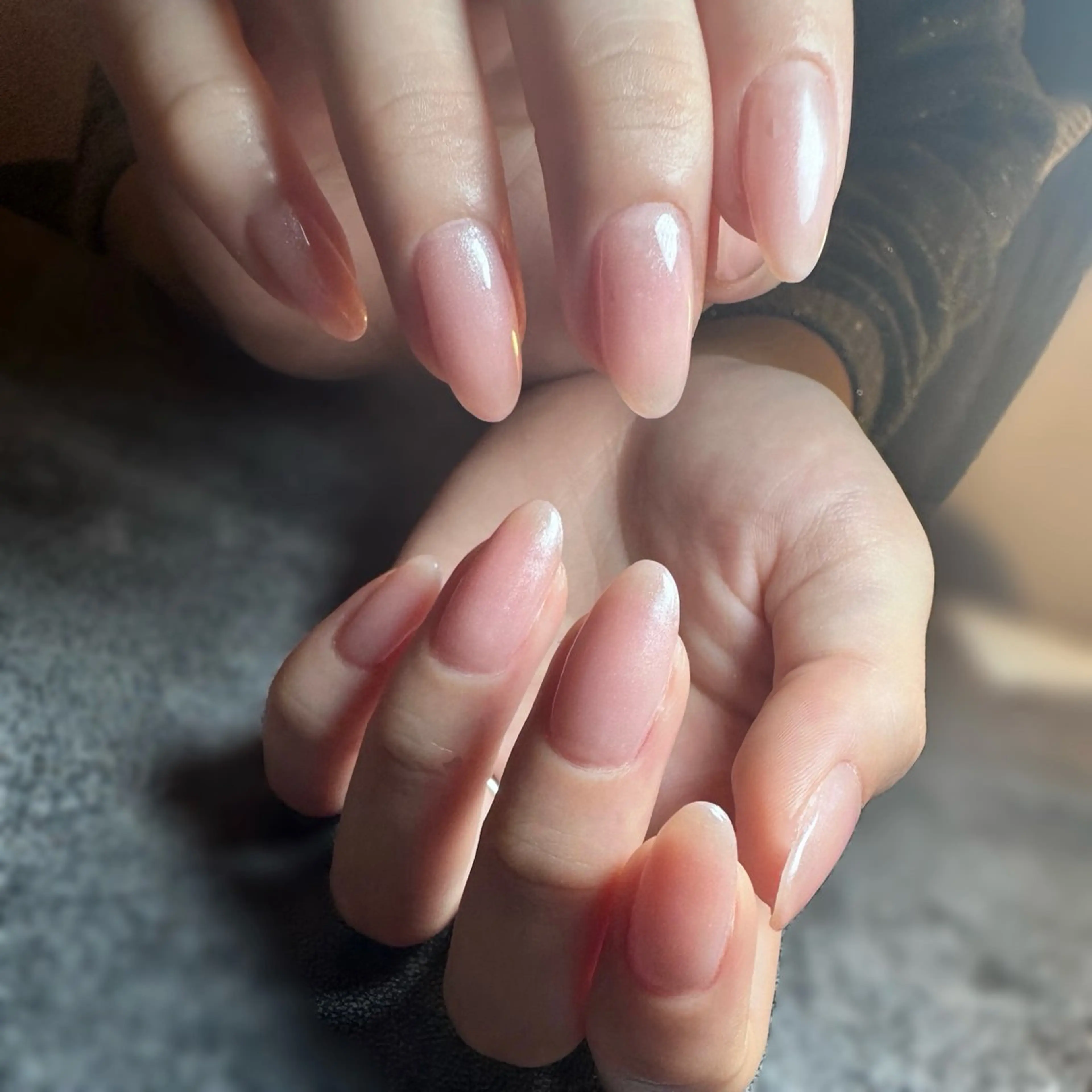 ネイル Nail room U所属・💖限定専門サロン 今だけチーク💅のネイルデザイン