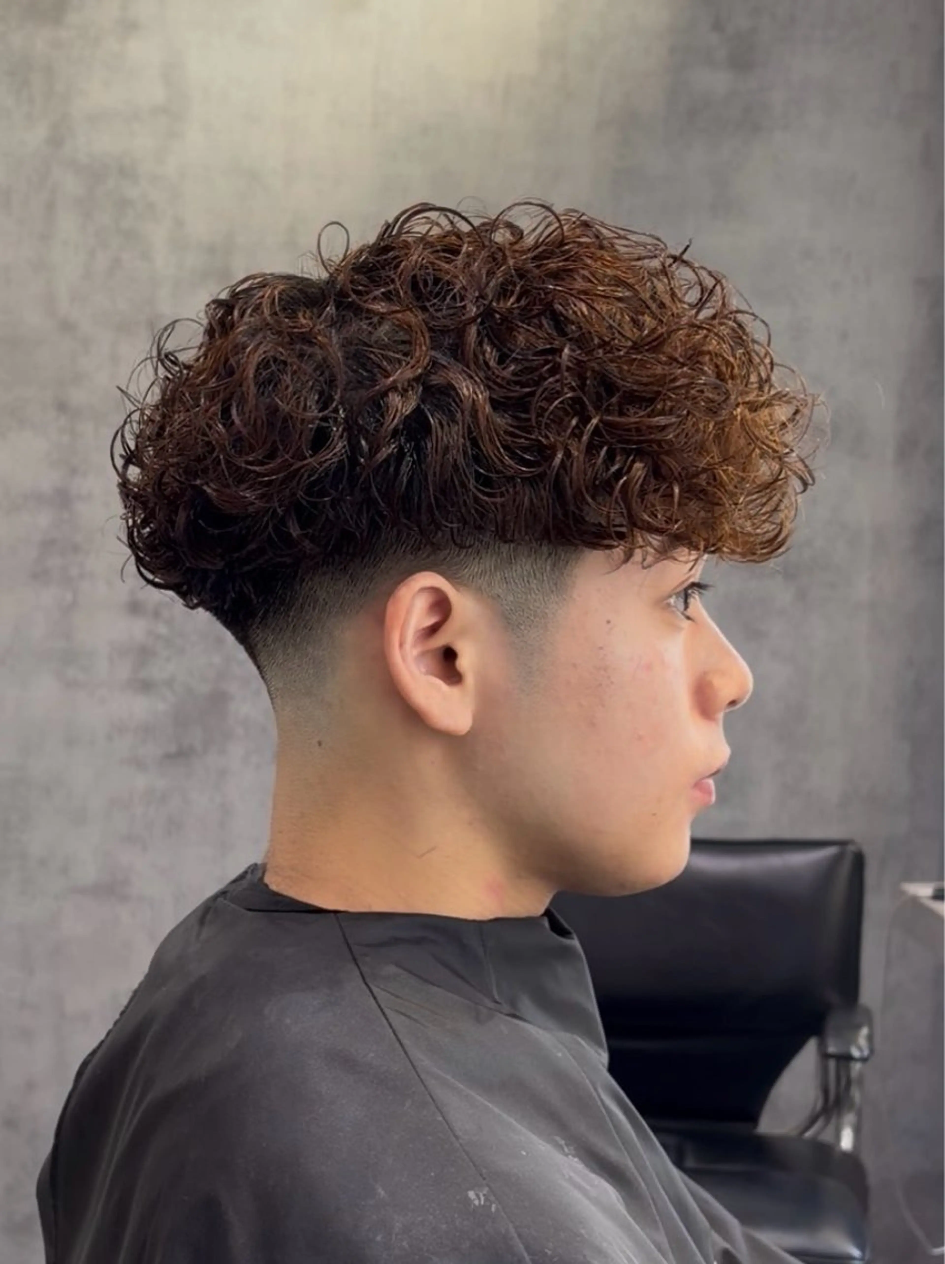 パーマ メンズ メンズパーマ スペインカール カット パーマ 🔥メンズパーマ職人 Kosh🔥のヘアスタイル