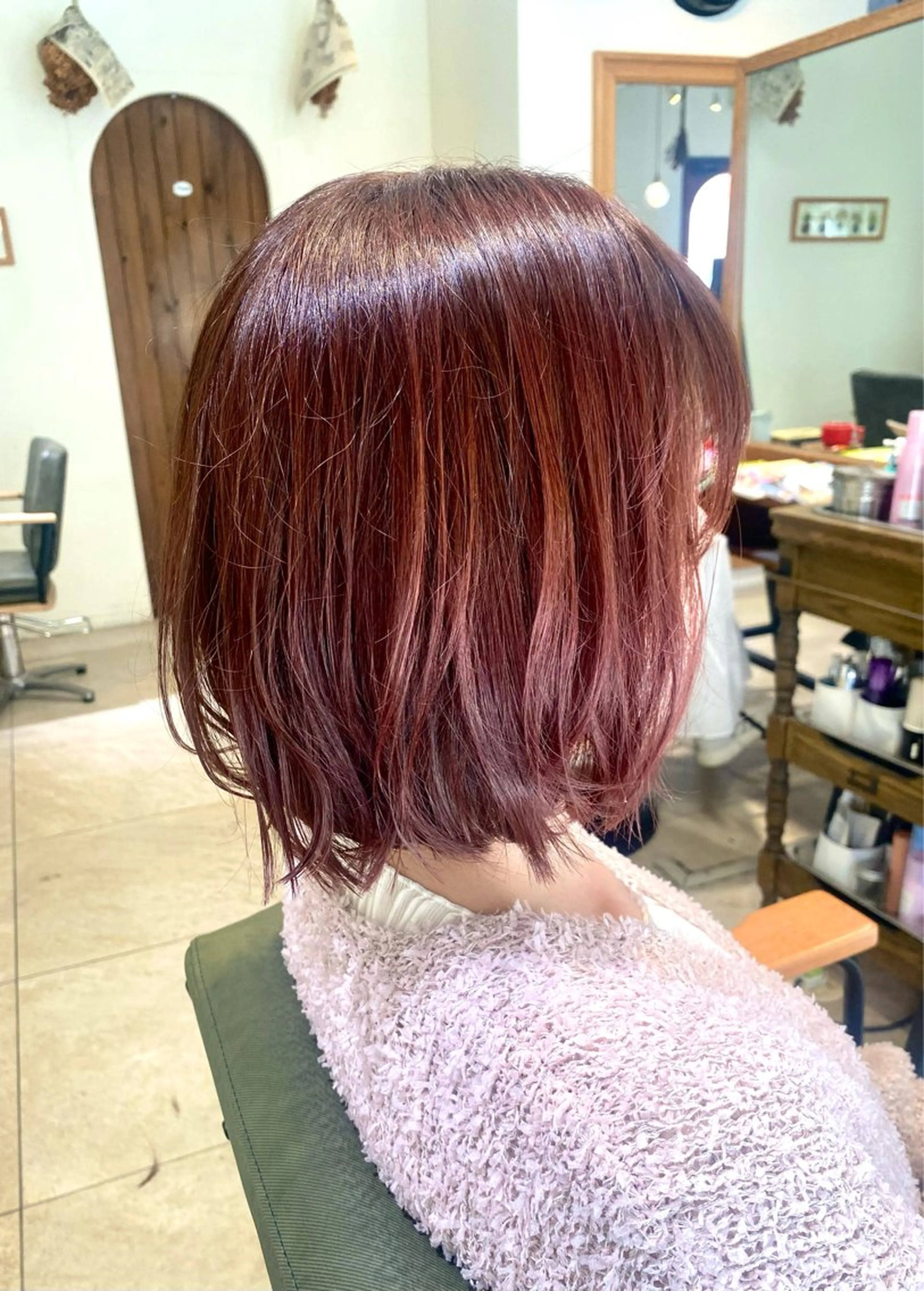 ショート カット ヘアカラー LiC えりのヘアスタイル